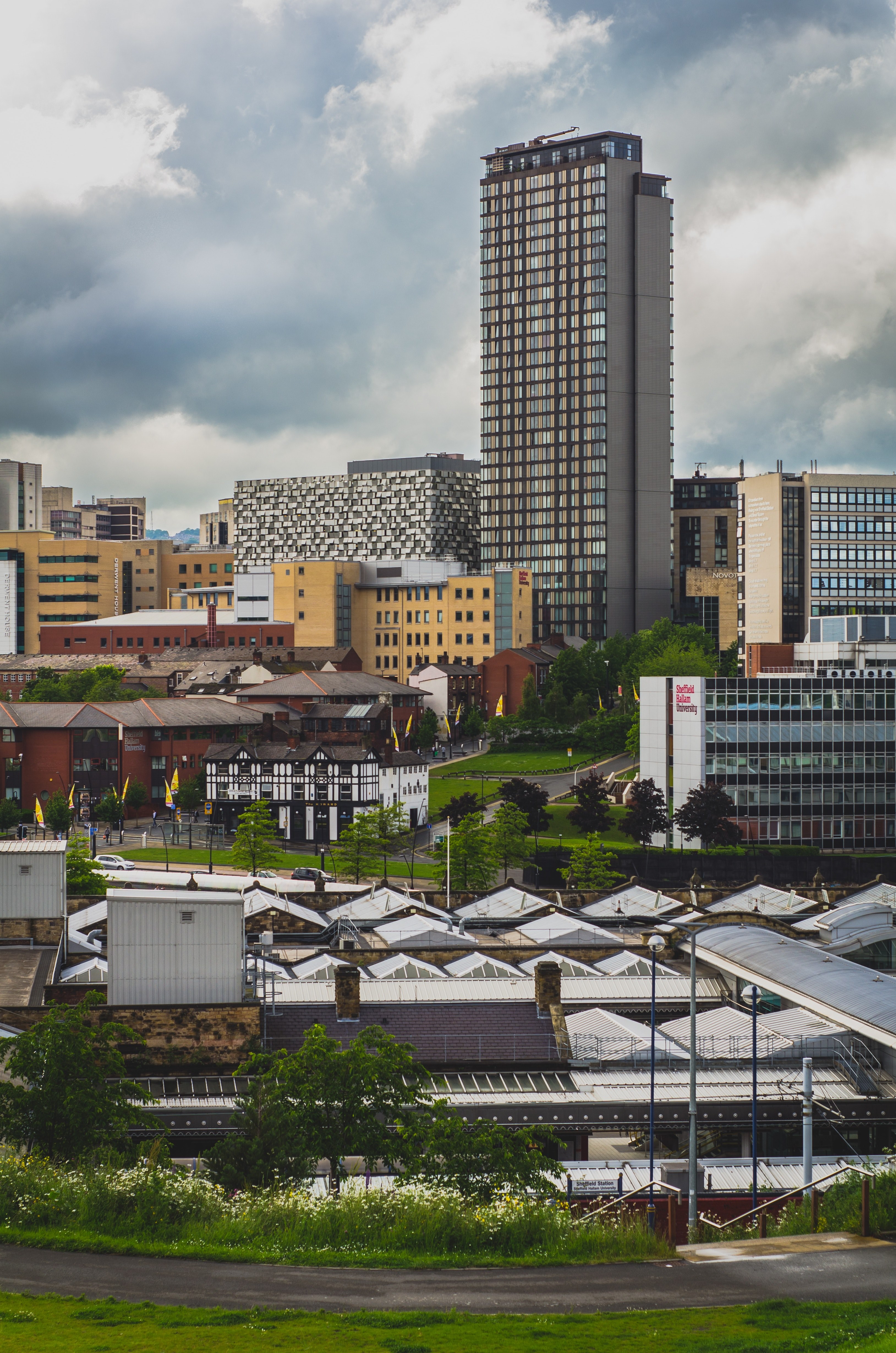 skyscraper building residential and aerial hd, 4k, Phone HD Wallpaper