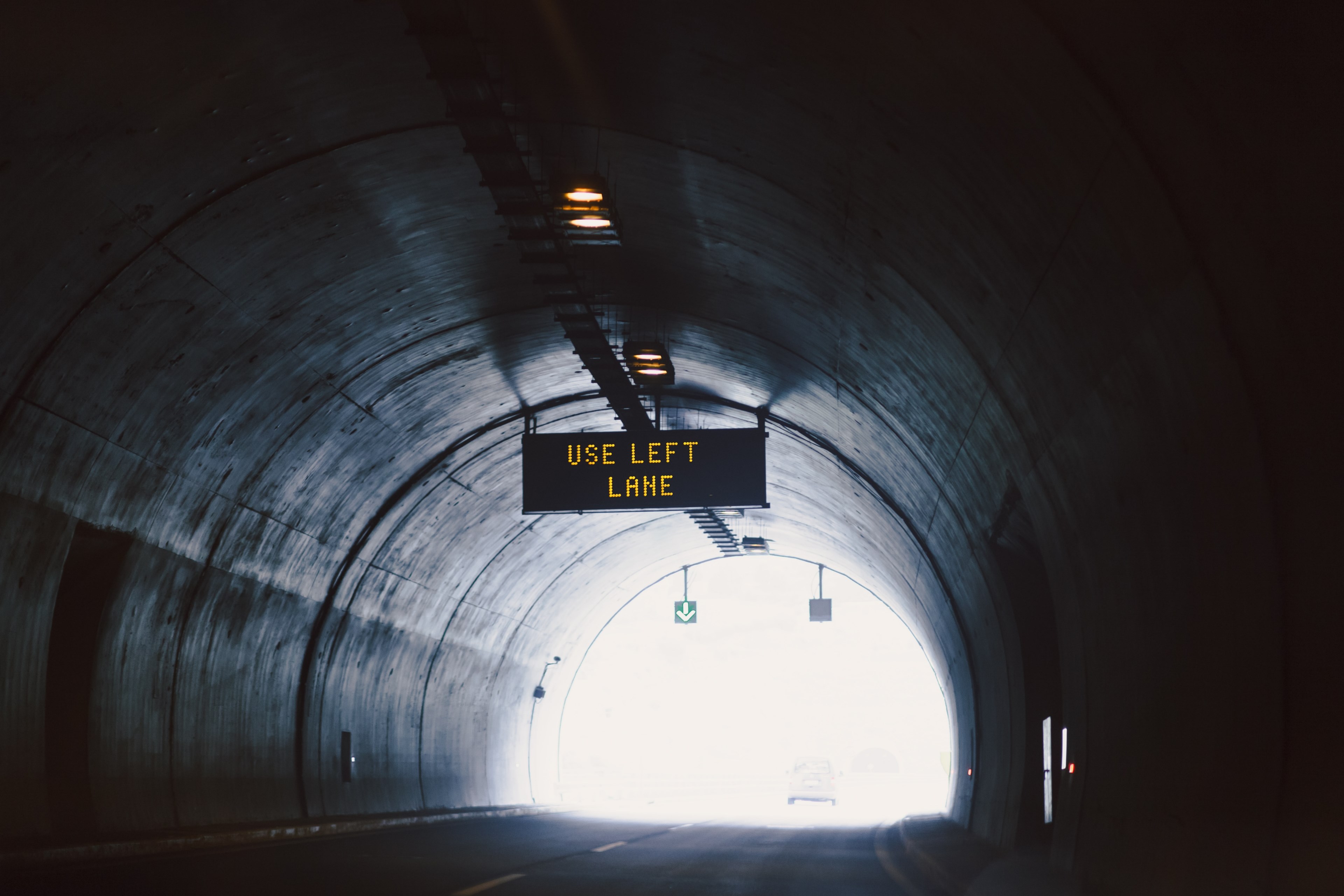 use left lane tunnel sign 4k, HD Wallpaper