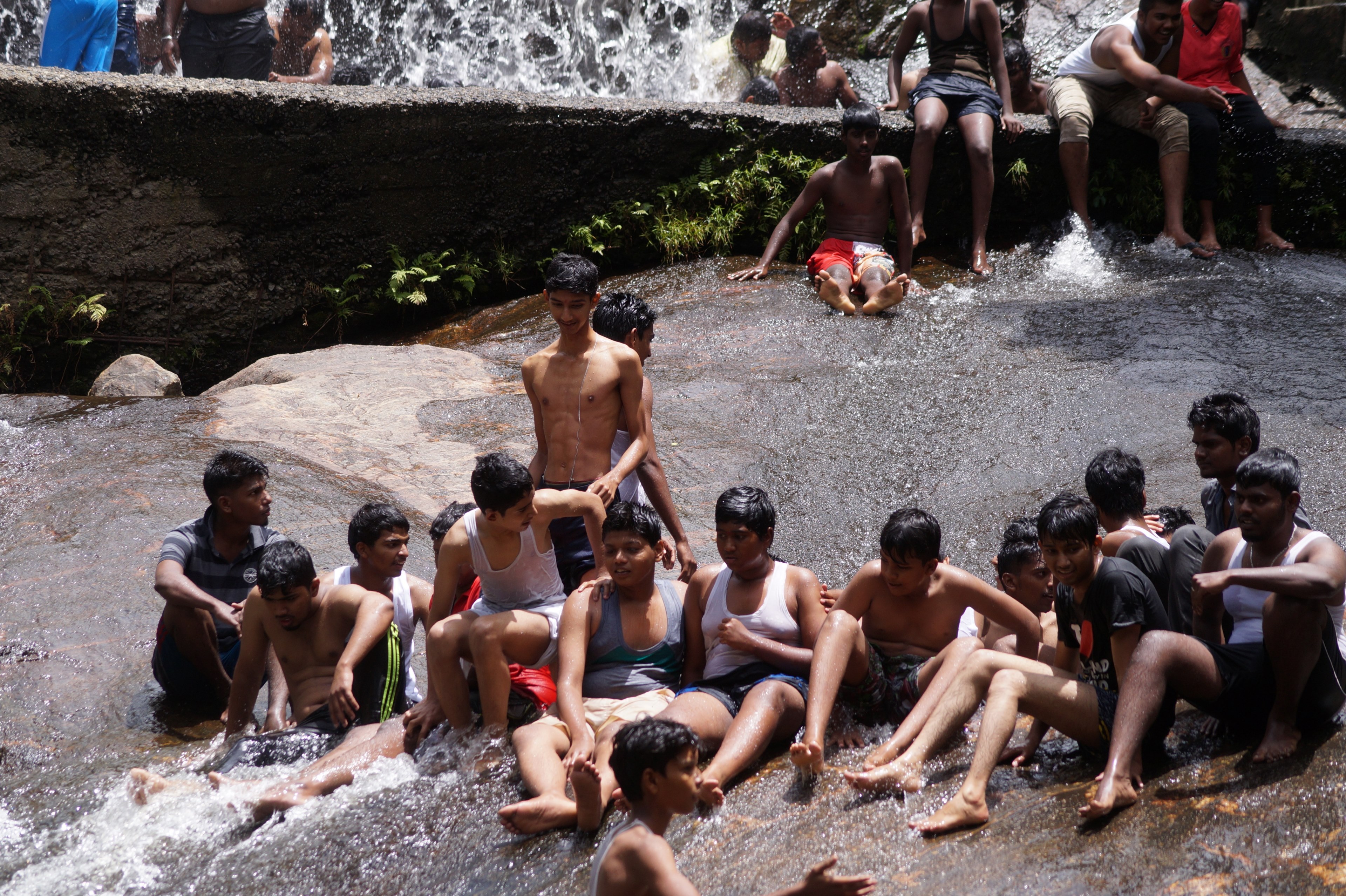 group of students enjoying on waterfalls 4k, HD Wallpaper
