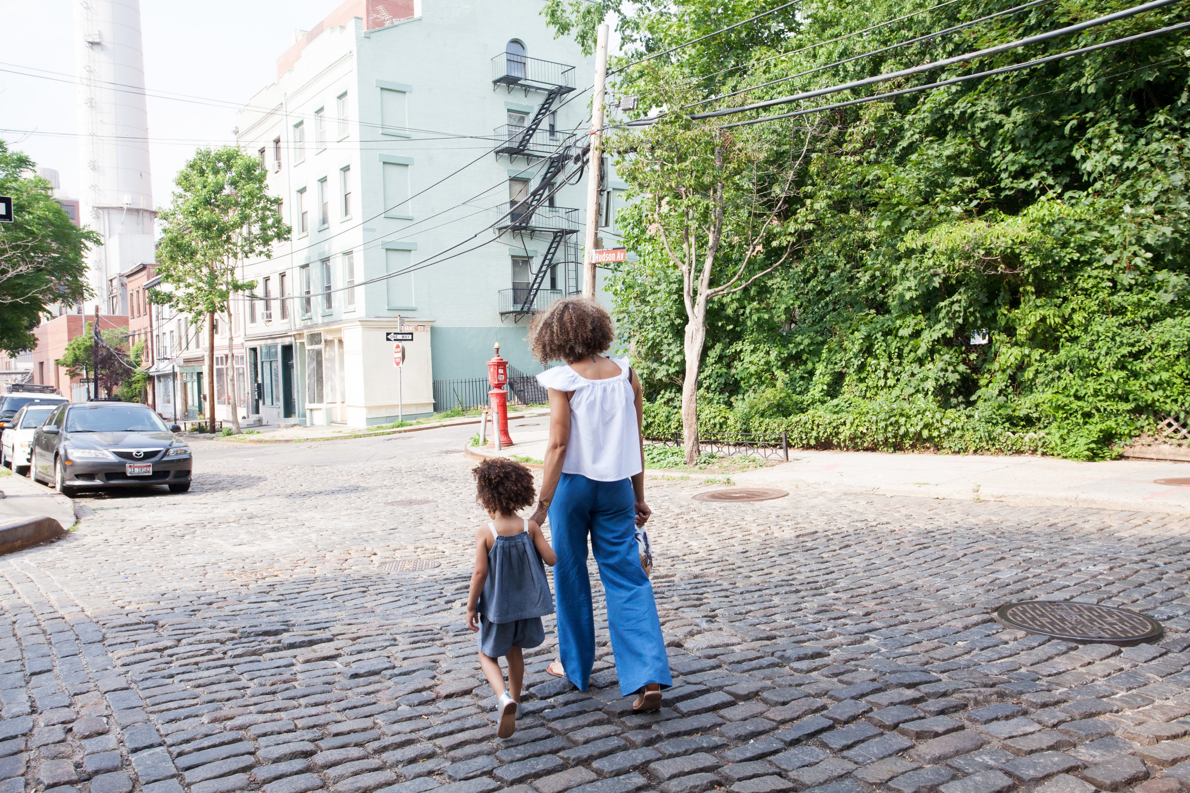 cobblestone walking person and child 4k, HD Wallpaper