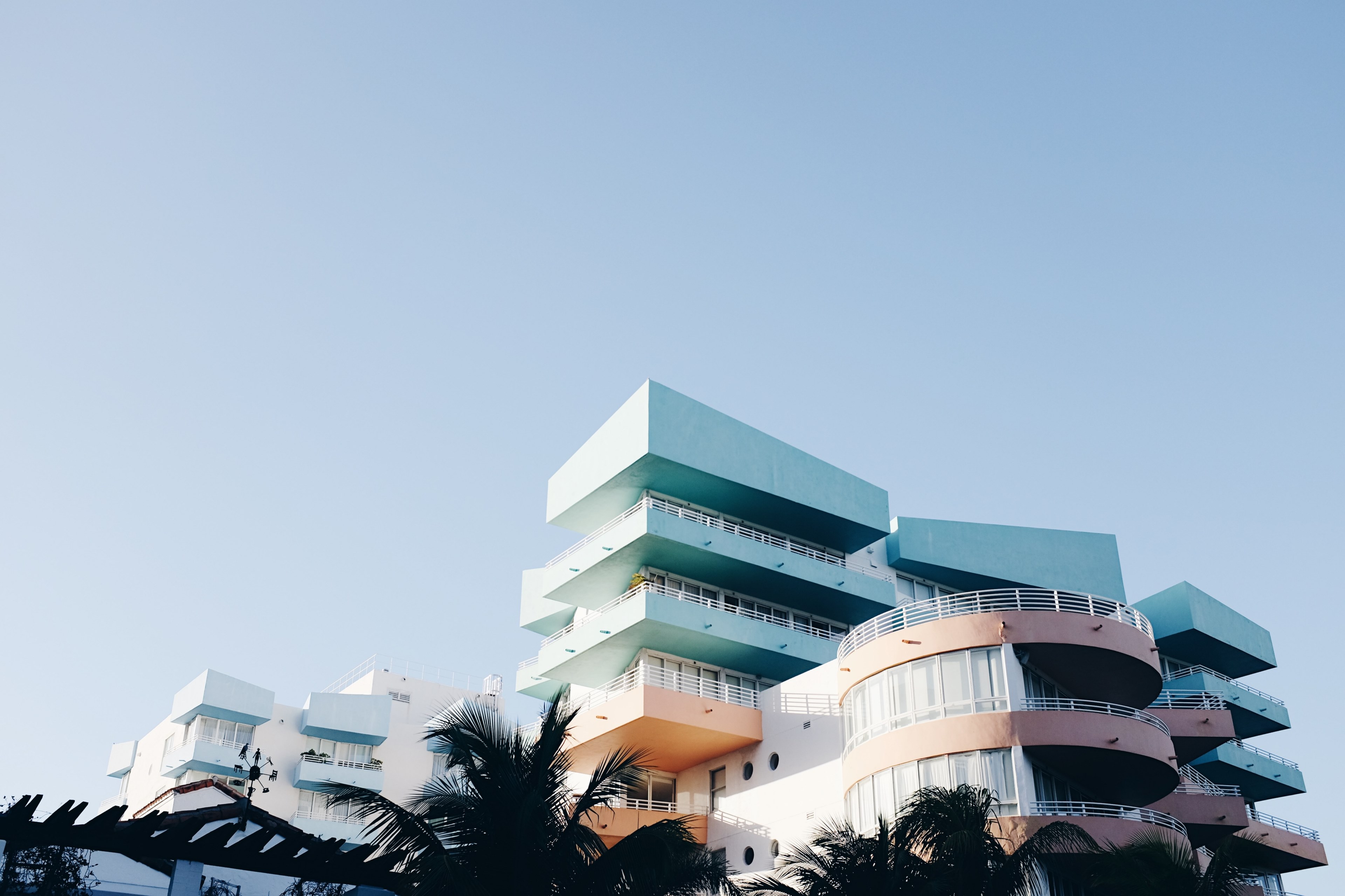view of the hotel balconies at south beach, south beach miami 4k, HD Wallpaper