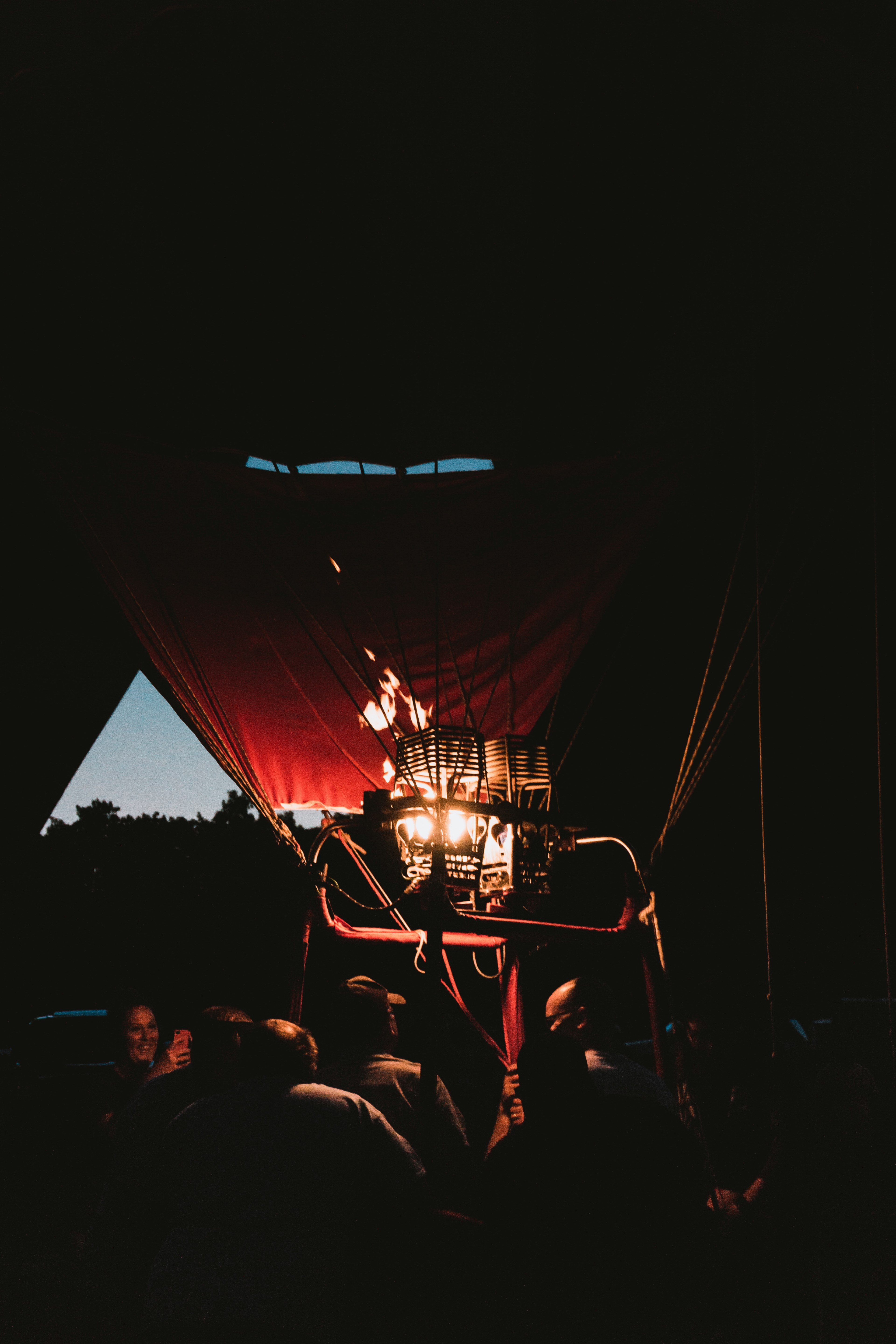 night hot air balloon balloon and flame hd, 4k, Phone HD Wallpaper