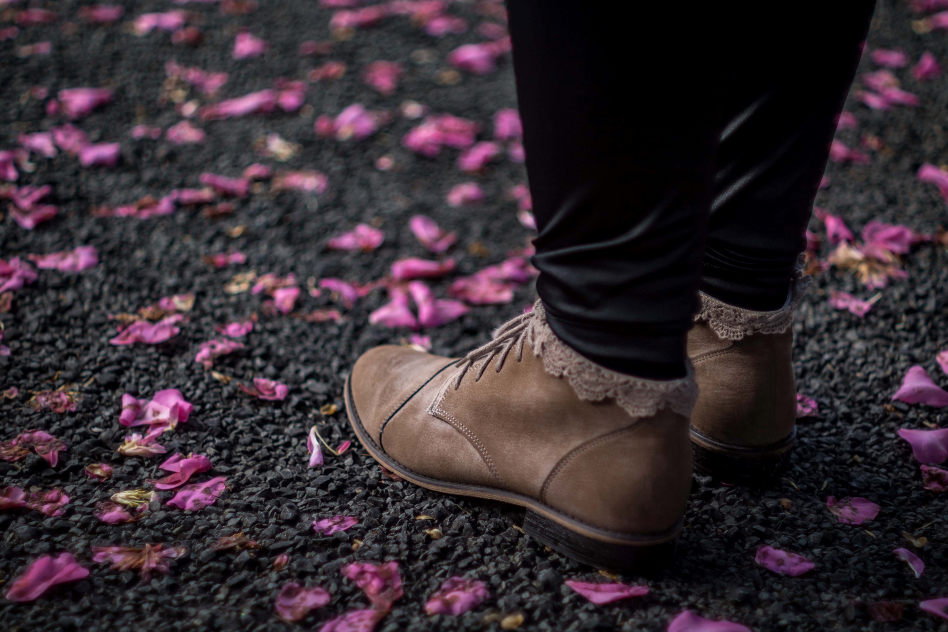 shoe boot flower and petal 4k, HD Wallpaper