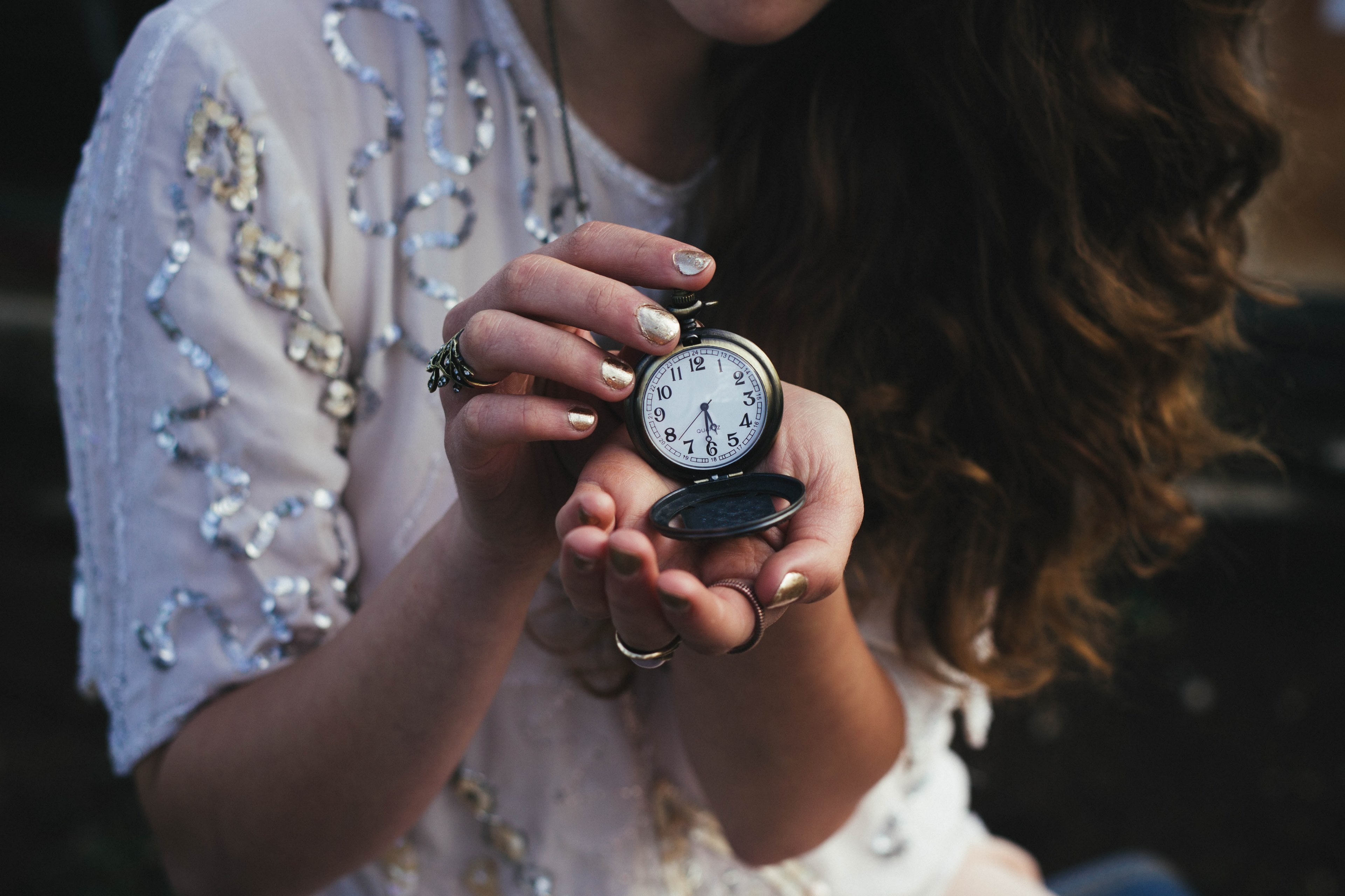 a woman holding an old pocket watch, woman with an old pocket watch 4k, HD Wallpaper