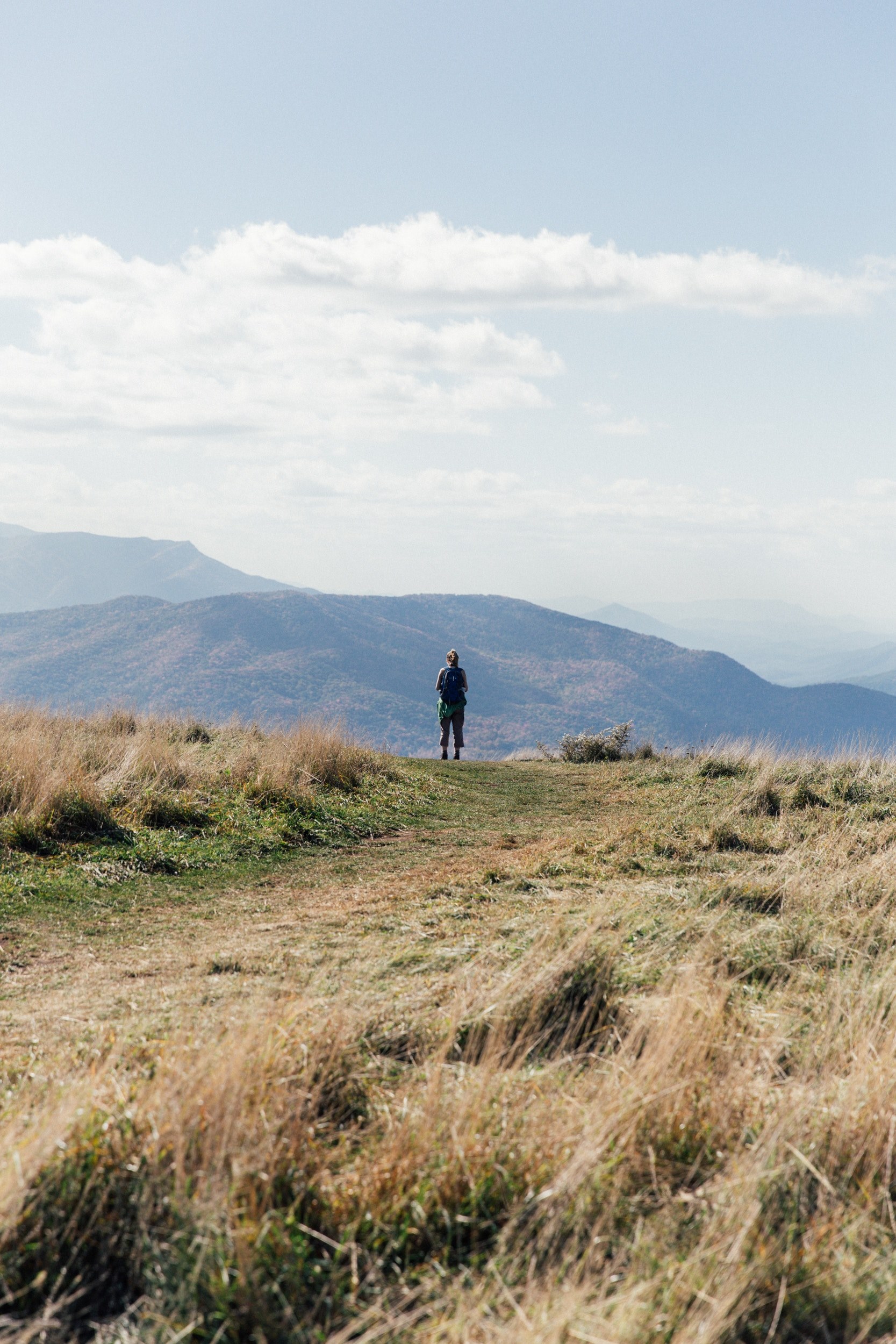 person mountain range blue ridge and blonde hd, 4k, Phone HD Wallpaper
