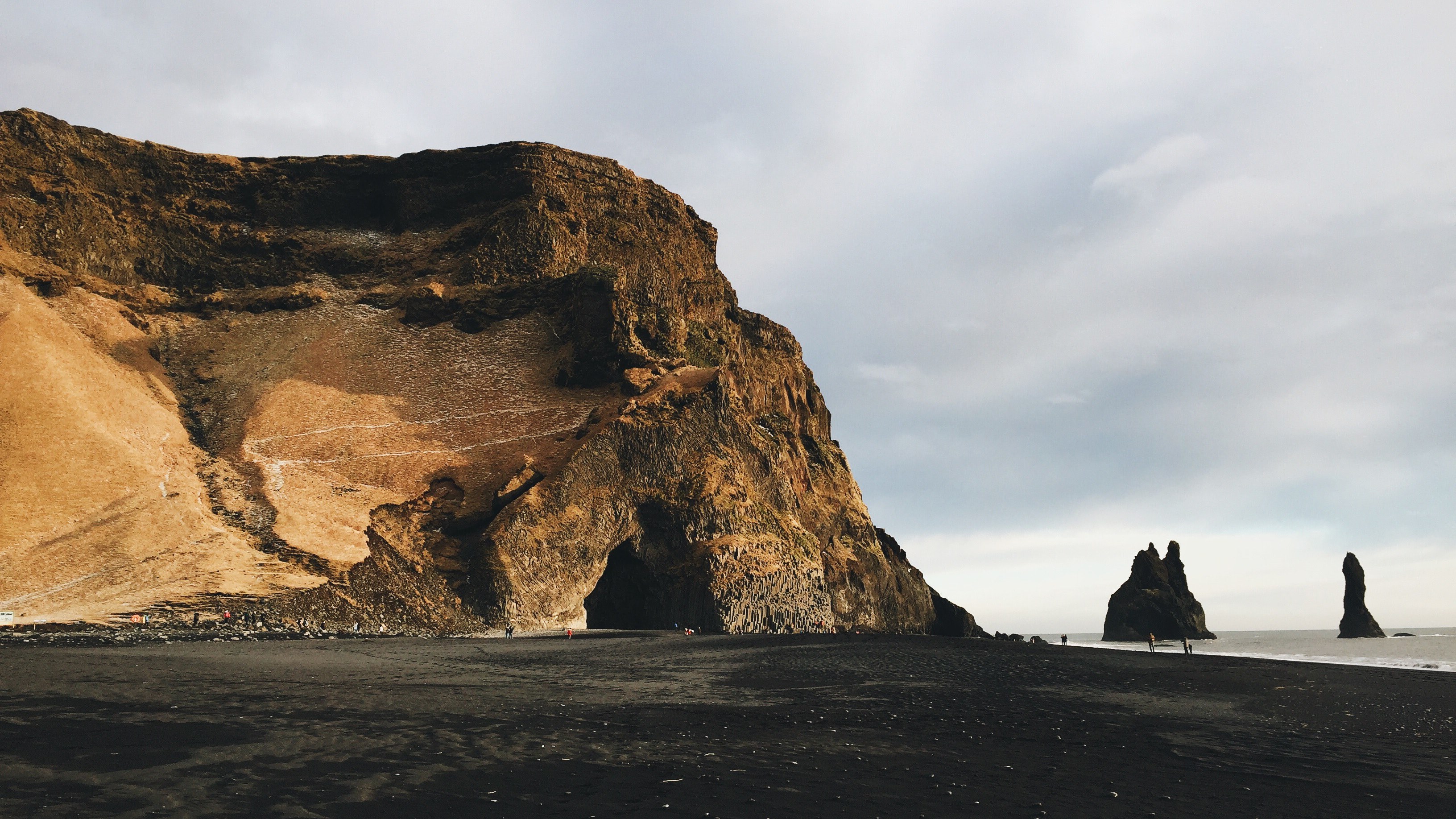 cave iceland vik and basalt column 4k, HD Wallpaper