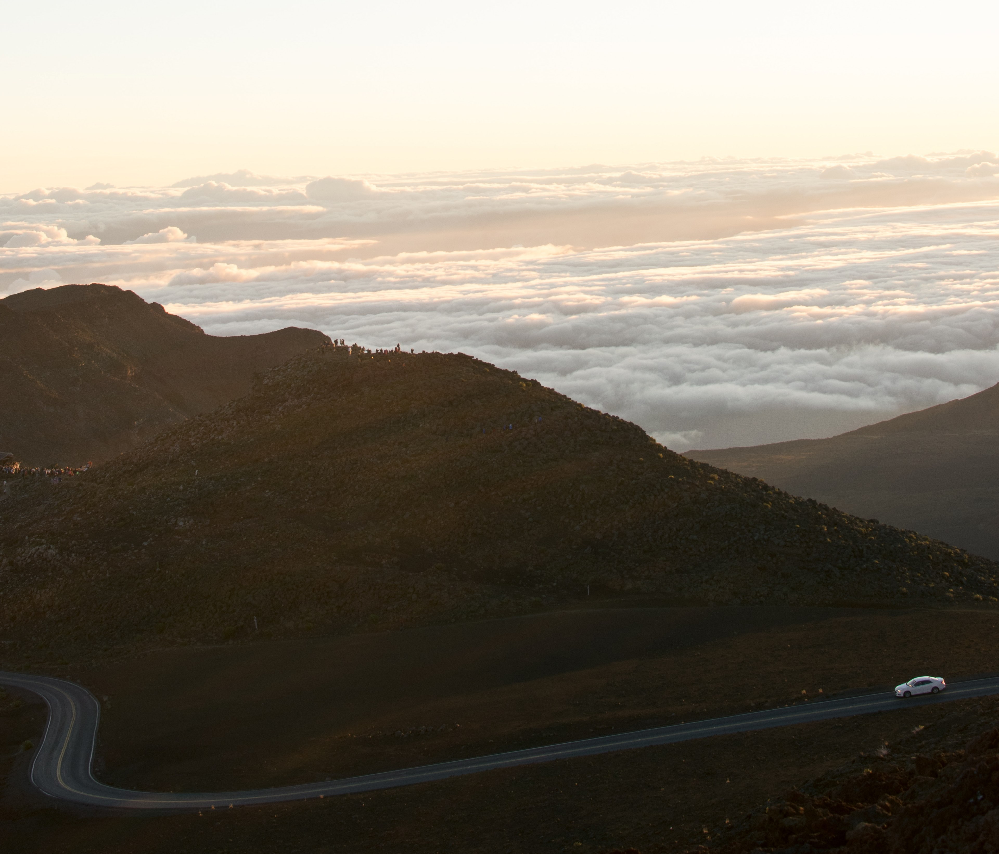 curve car hawaii and trail 4k, HD Wallpaper