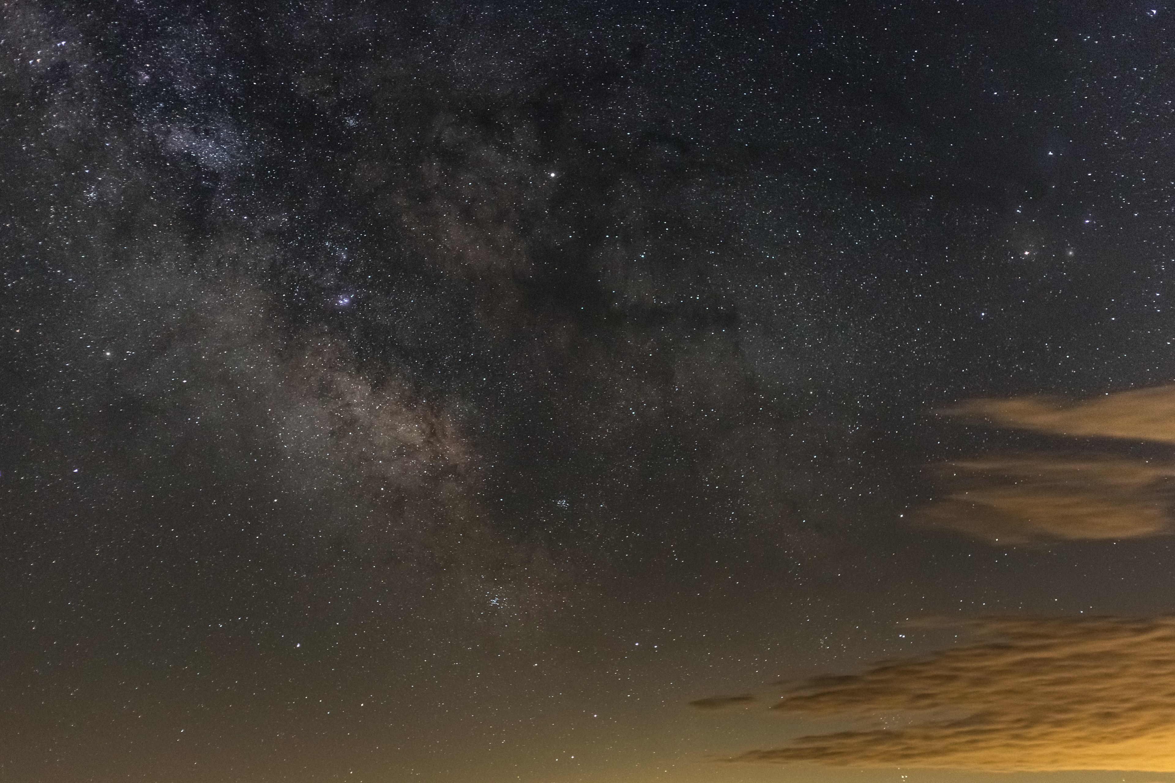 milky way galaxy with approaching clouds 4k, HD Wallpaper