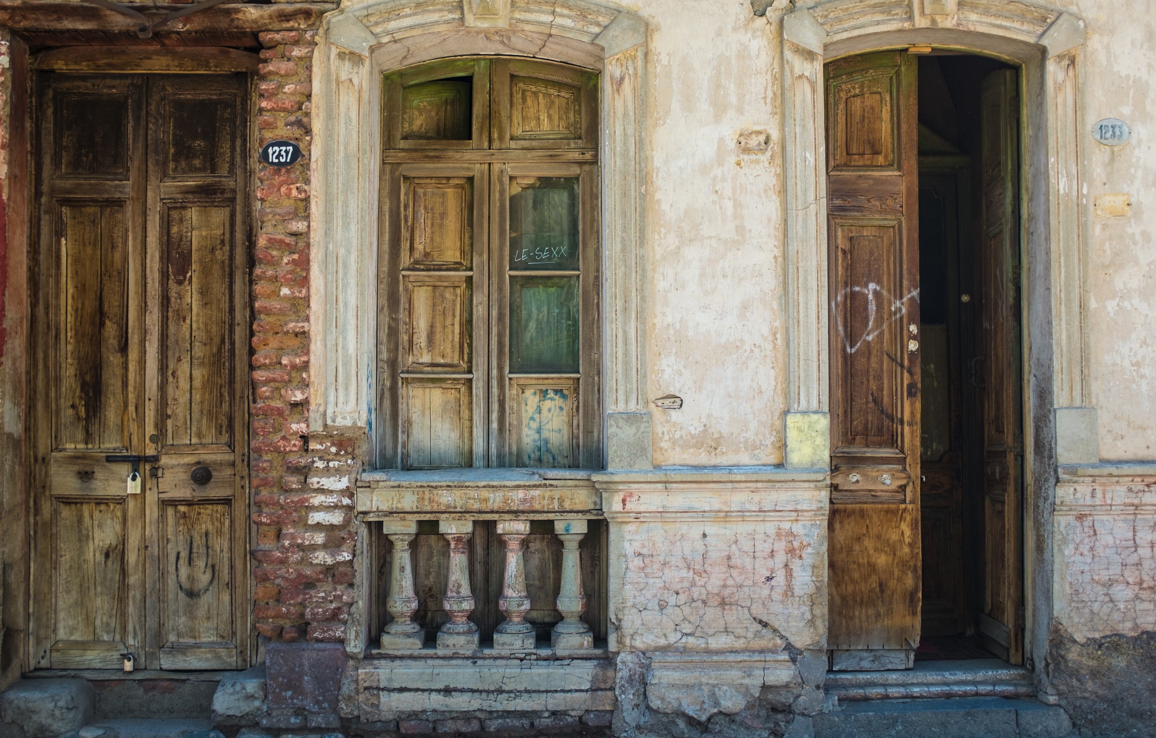santiago doorway 4k, HD Wallpaper
