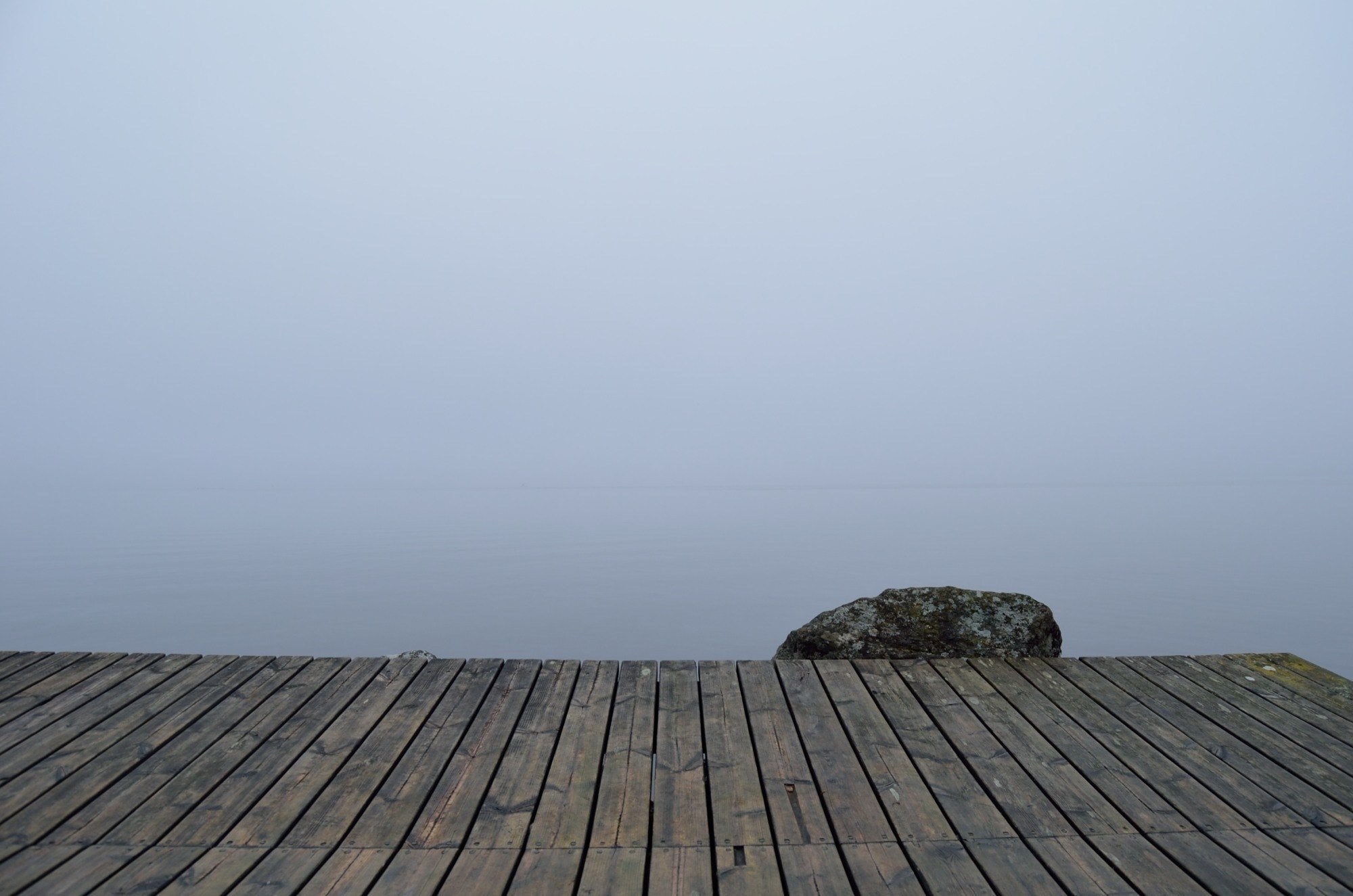 a dock on a foggy moody day, foggy dockside 4k, HD Wallpaper
