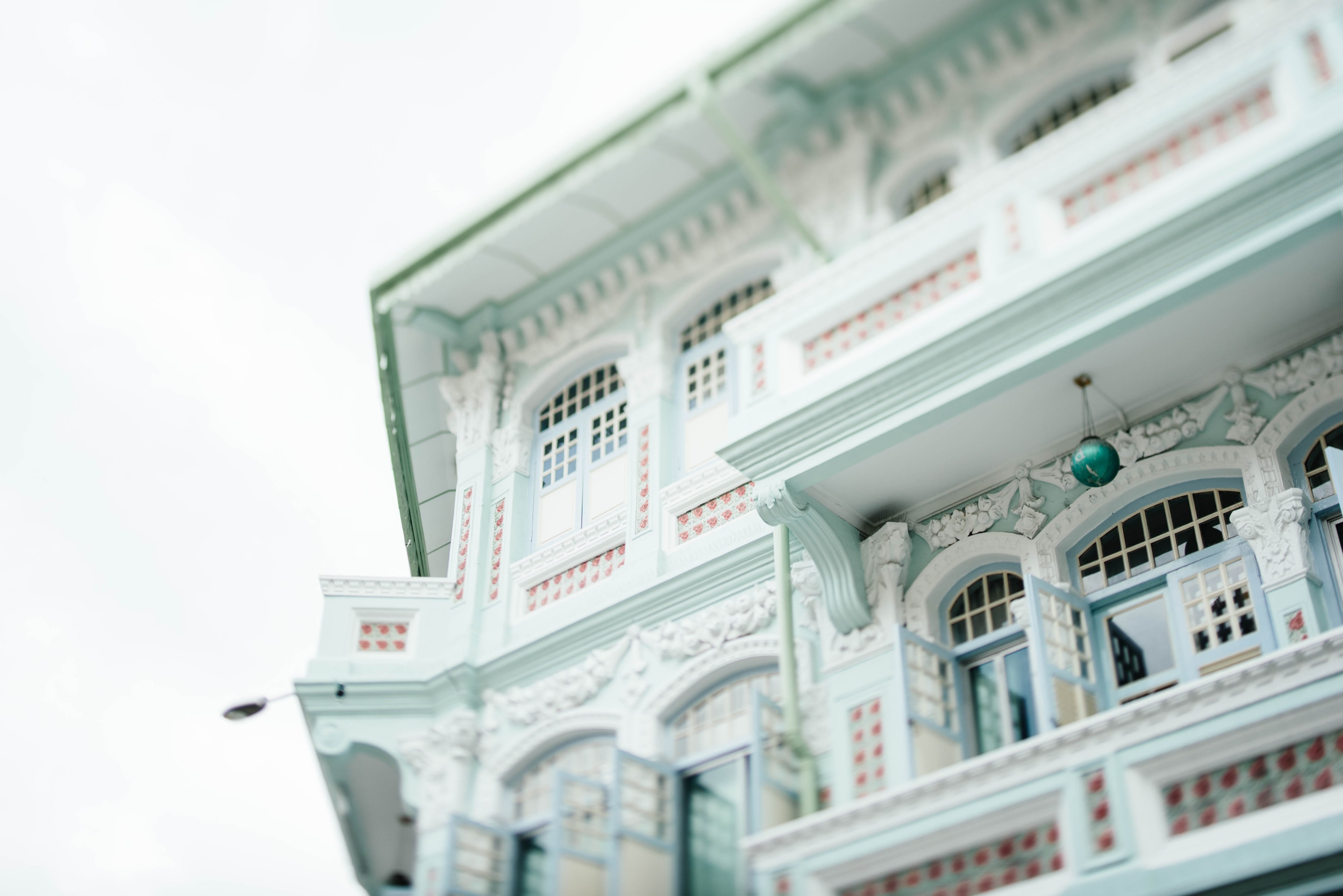 architecture building facade and dollhouse 4k, HD Wallpaper