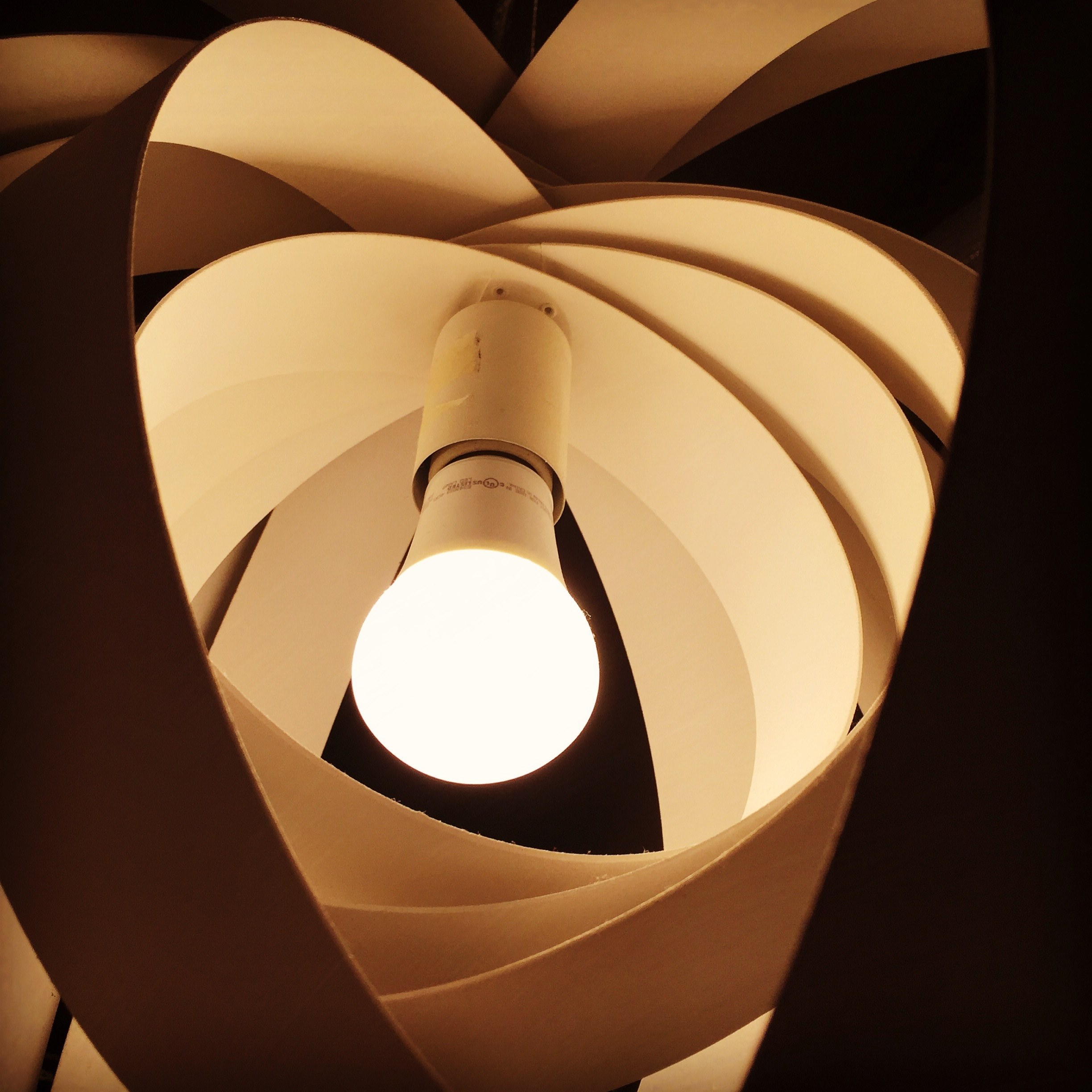 idea shape geometry and illumination 4k, HD Wallpaper