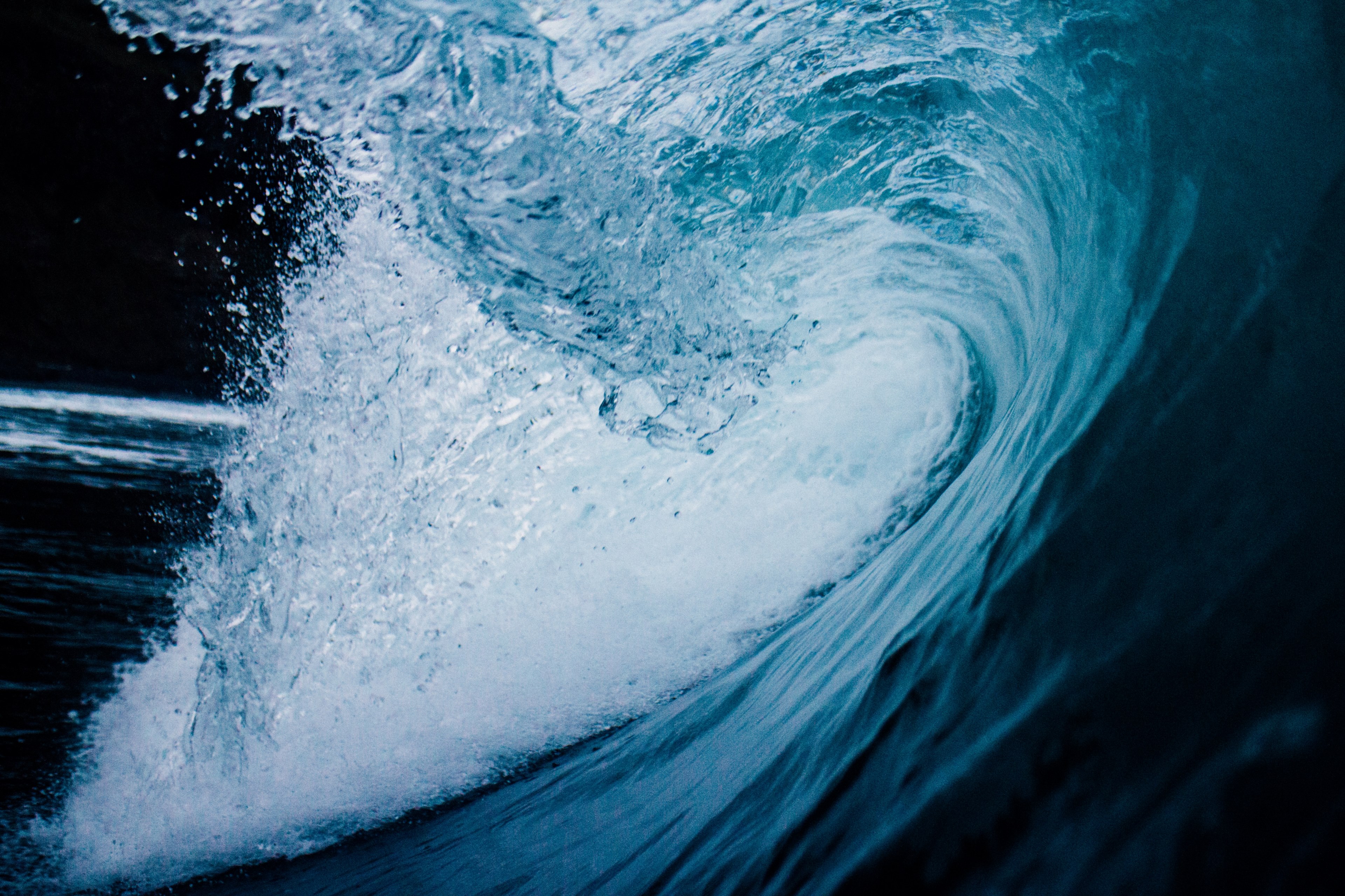 an artistic shot of sea water splashing taken from within a rolling wave at maori bay, splashing wave from within 4k, HD Wallpaper