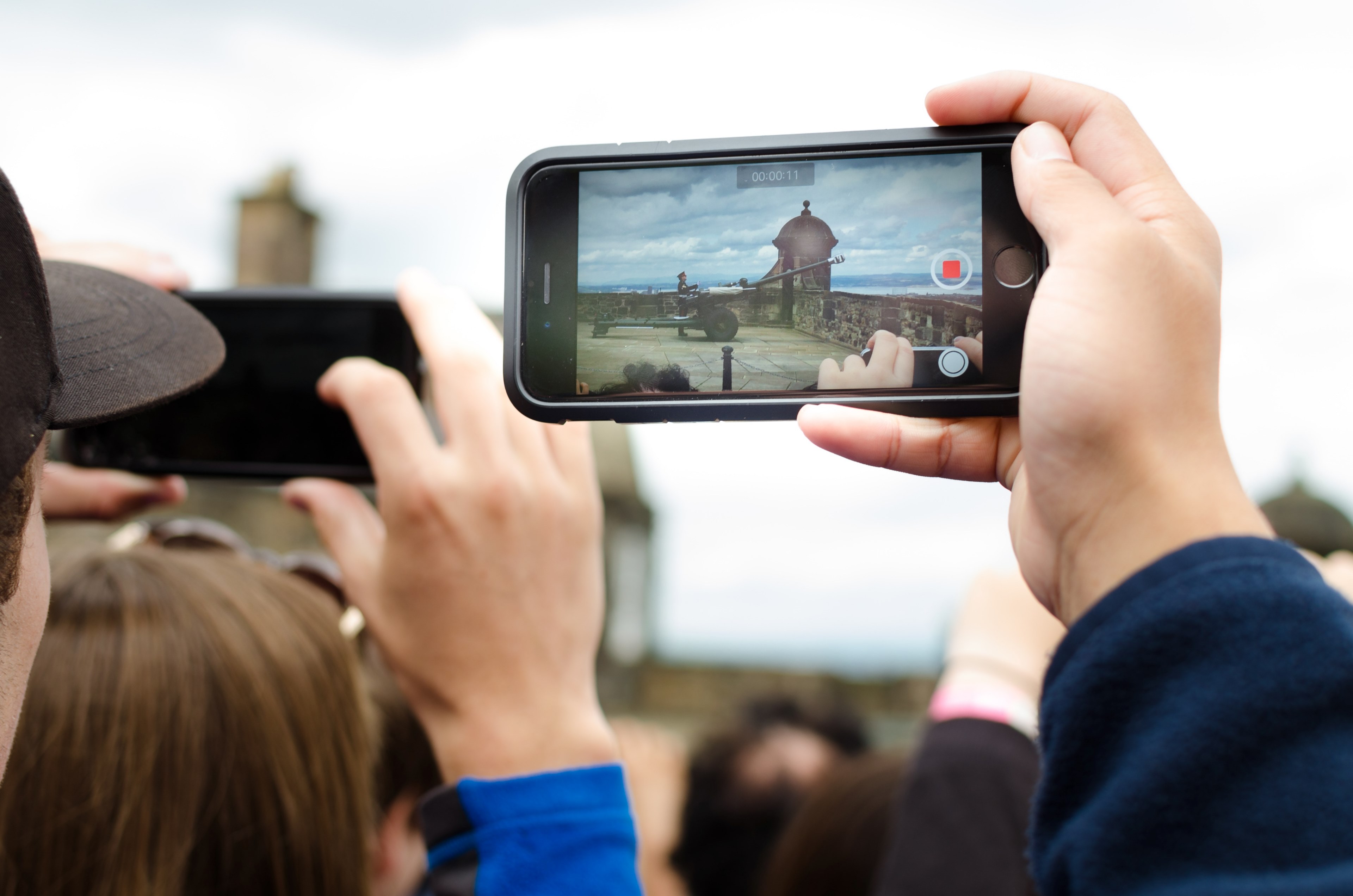 mobile hand person and recording 4k, HD Wallpaper
