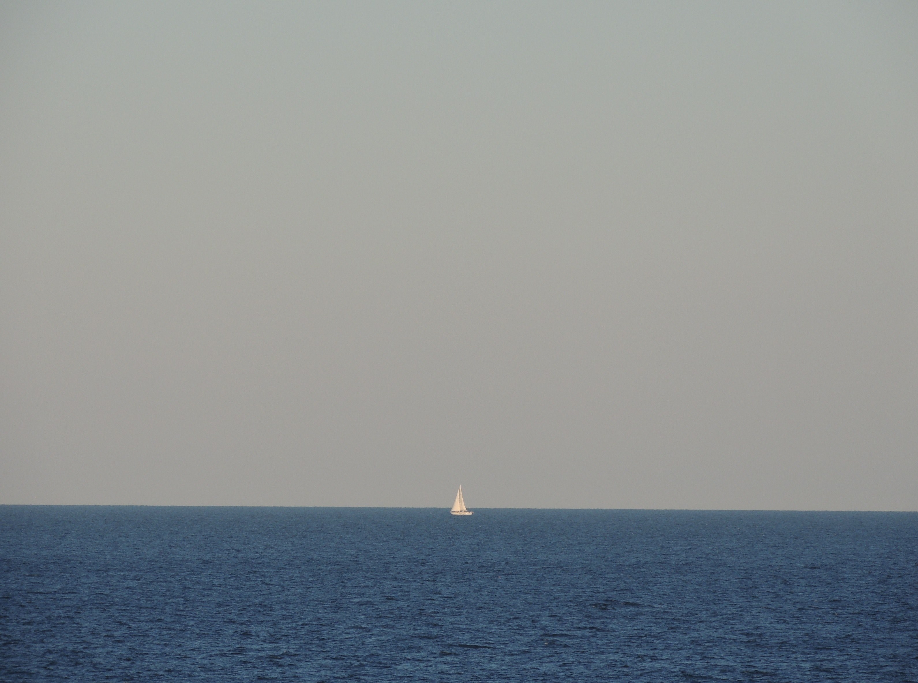 boat beach ocean and sailboat 4k, HD Wallpaper