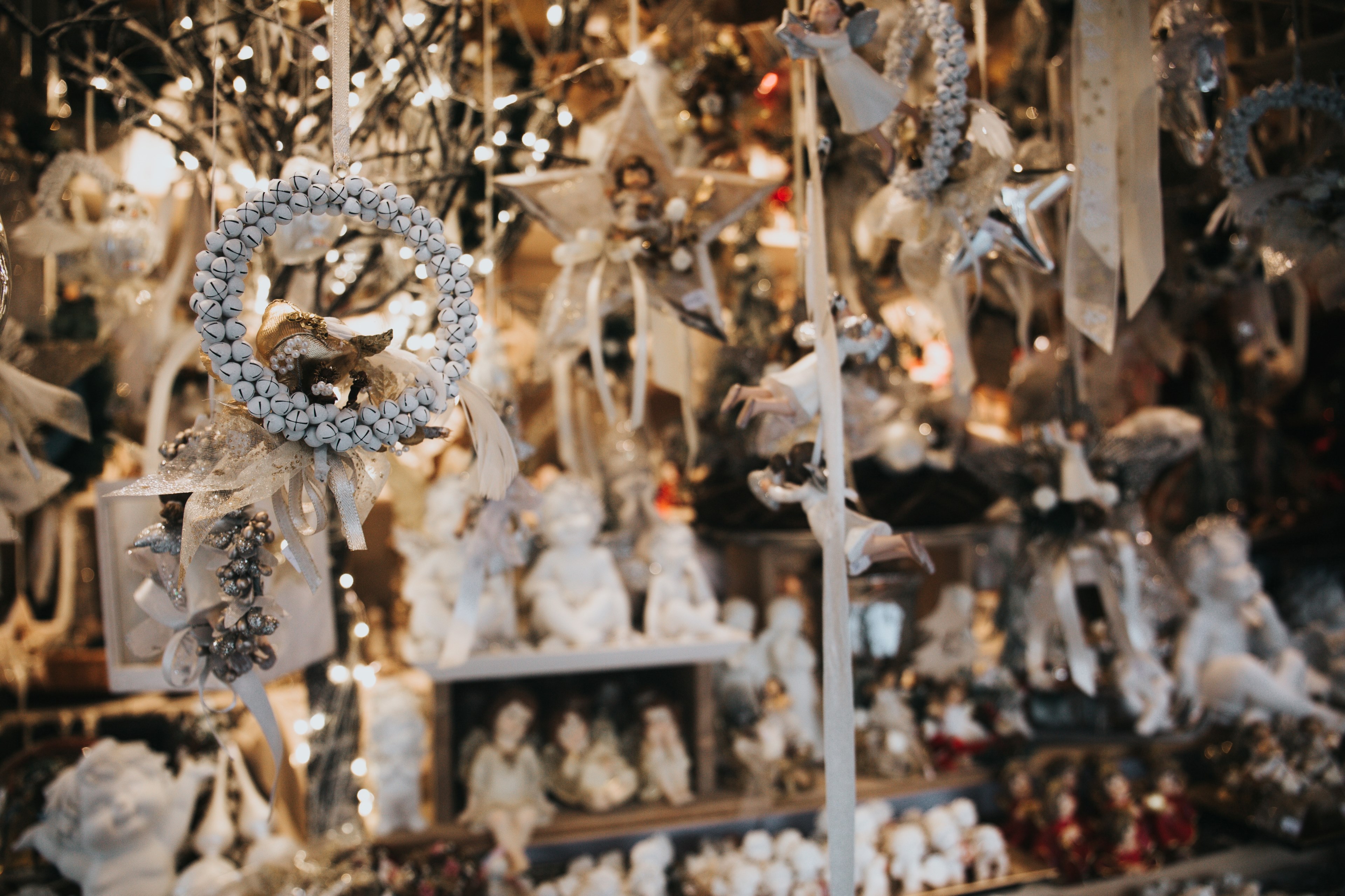 winter decoration christma and christmas fair 4k, HD Wallpaper