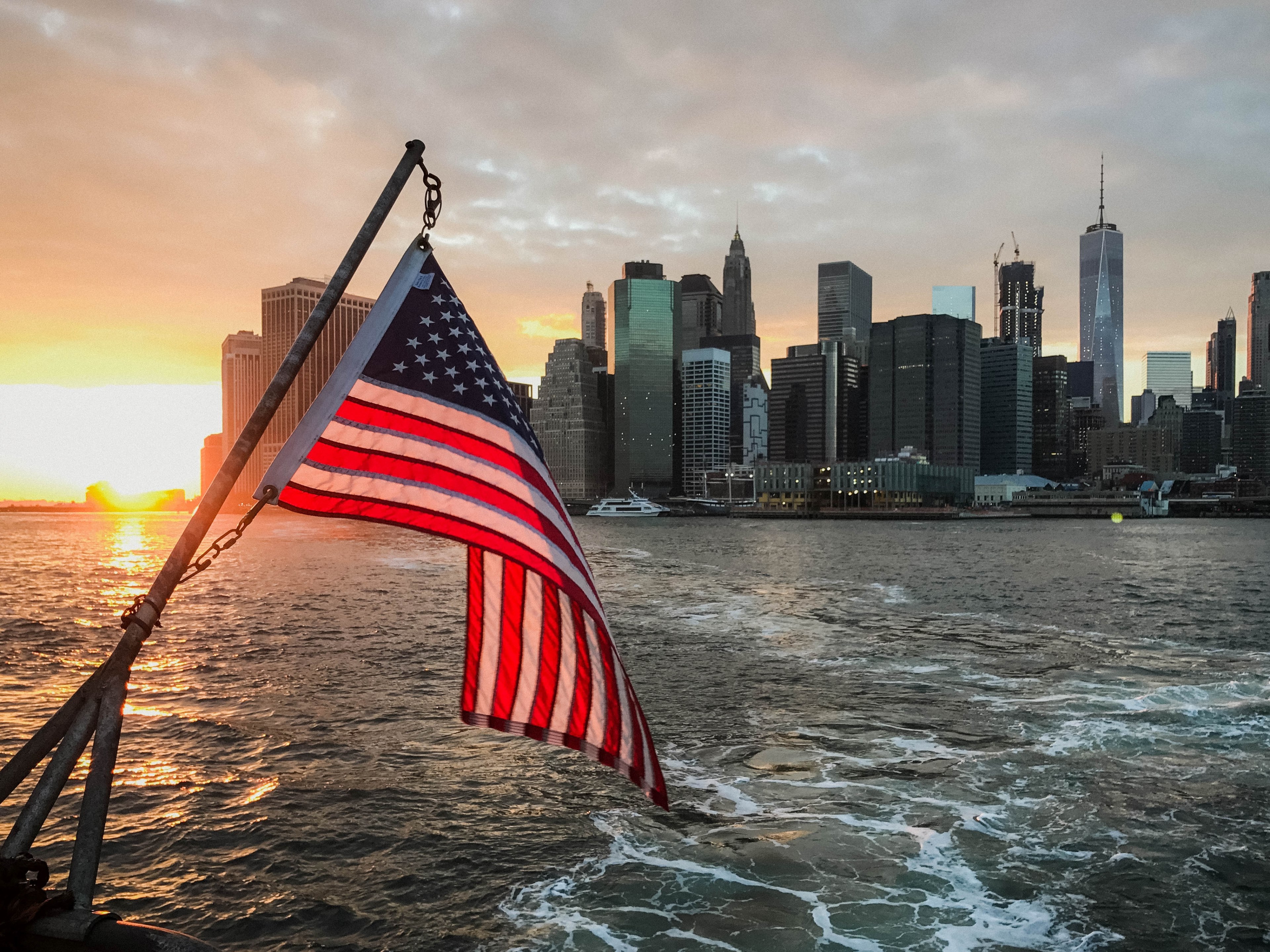 east river flag new york and manhattan 4k, HD Wallpaper