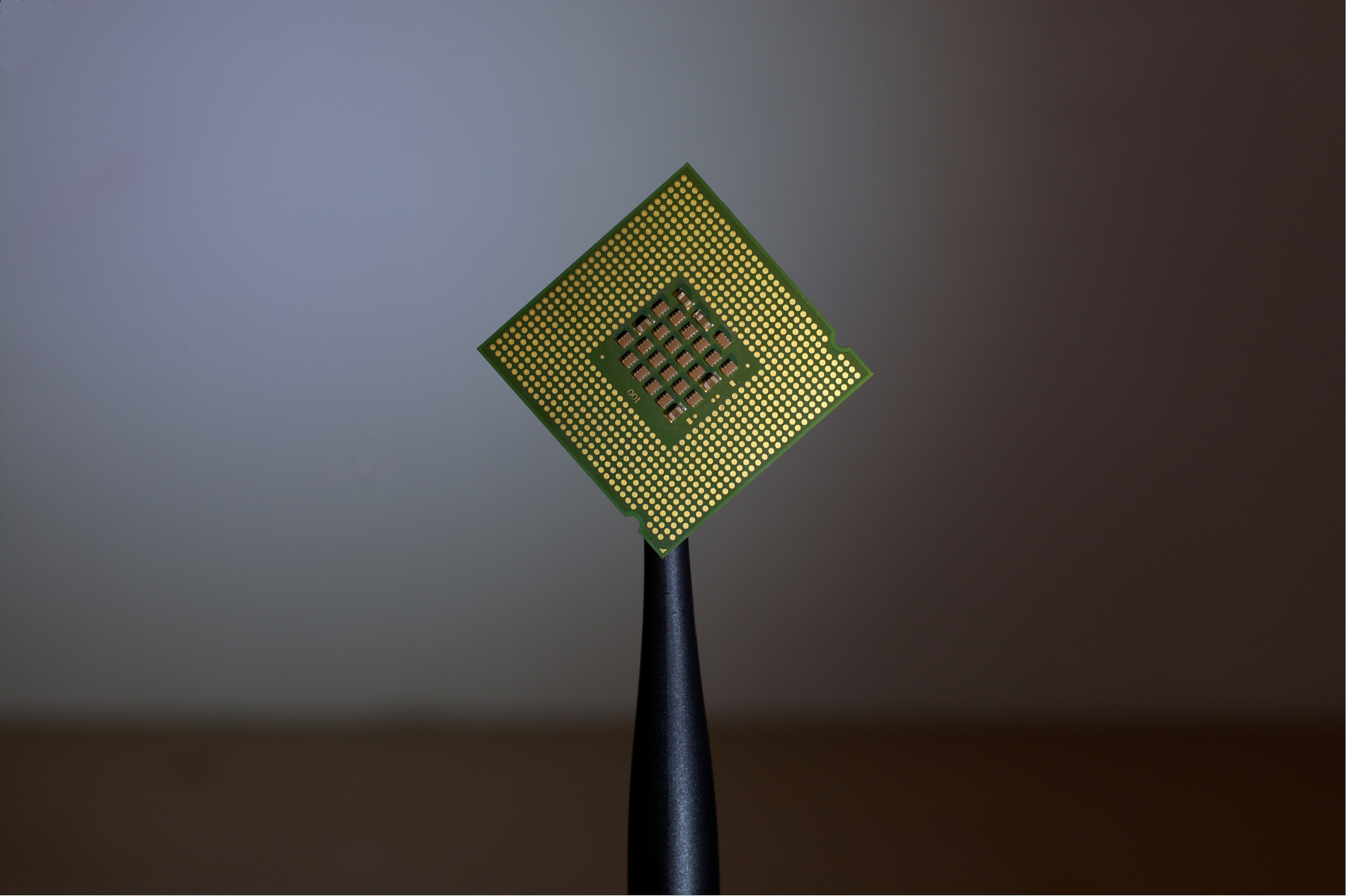 computer programmers single microchip, the computer chip 4k, HD Wallpaper