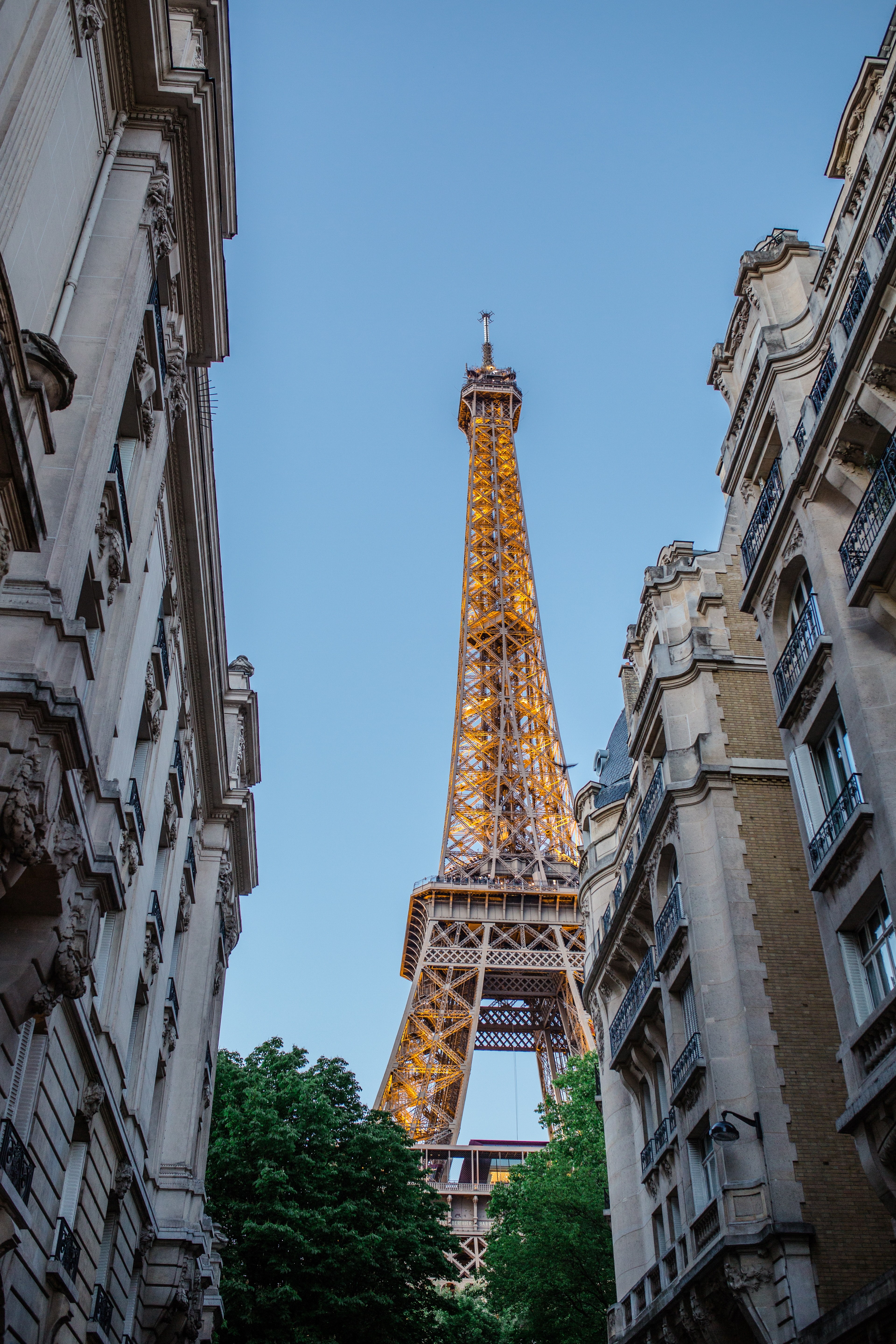 capital cityscape metal and europe hd, 4k, Phone HD Wallpaper