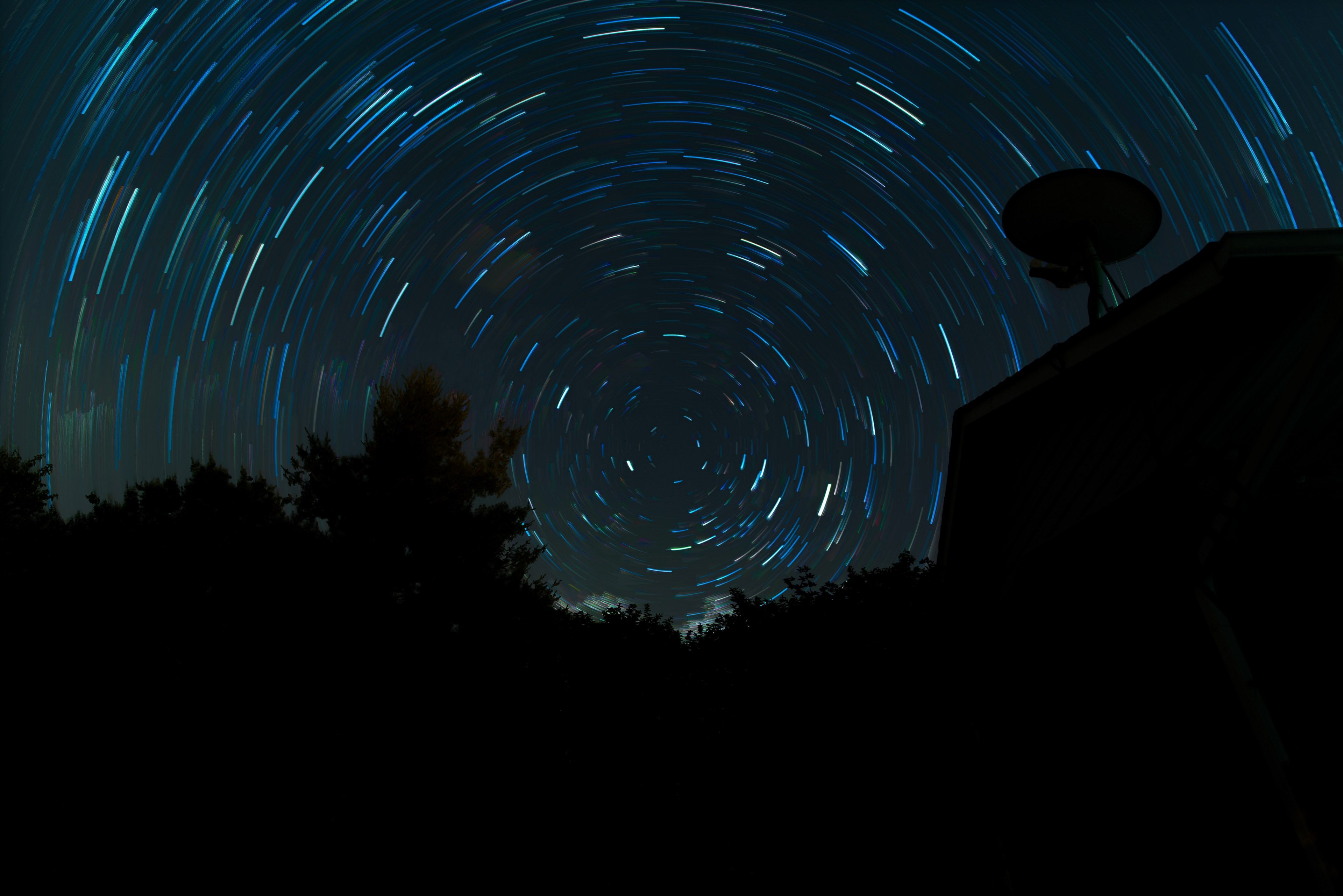 star trail above the silhouette of trees and rooftop, star trail trees rooftop 4k, HD Wallpaper