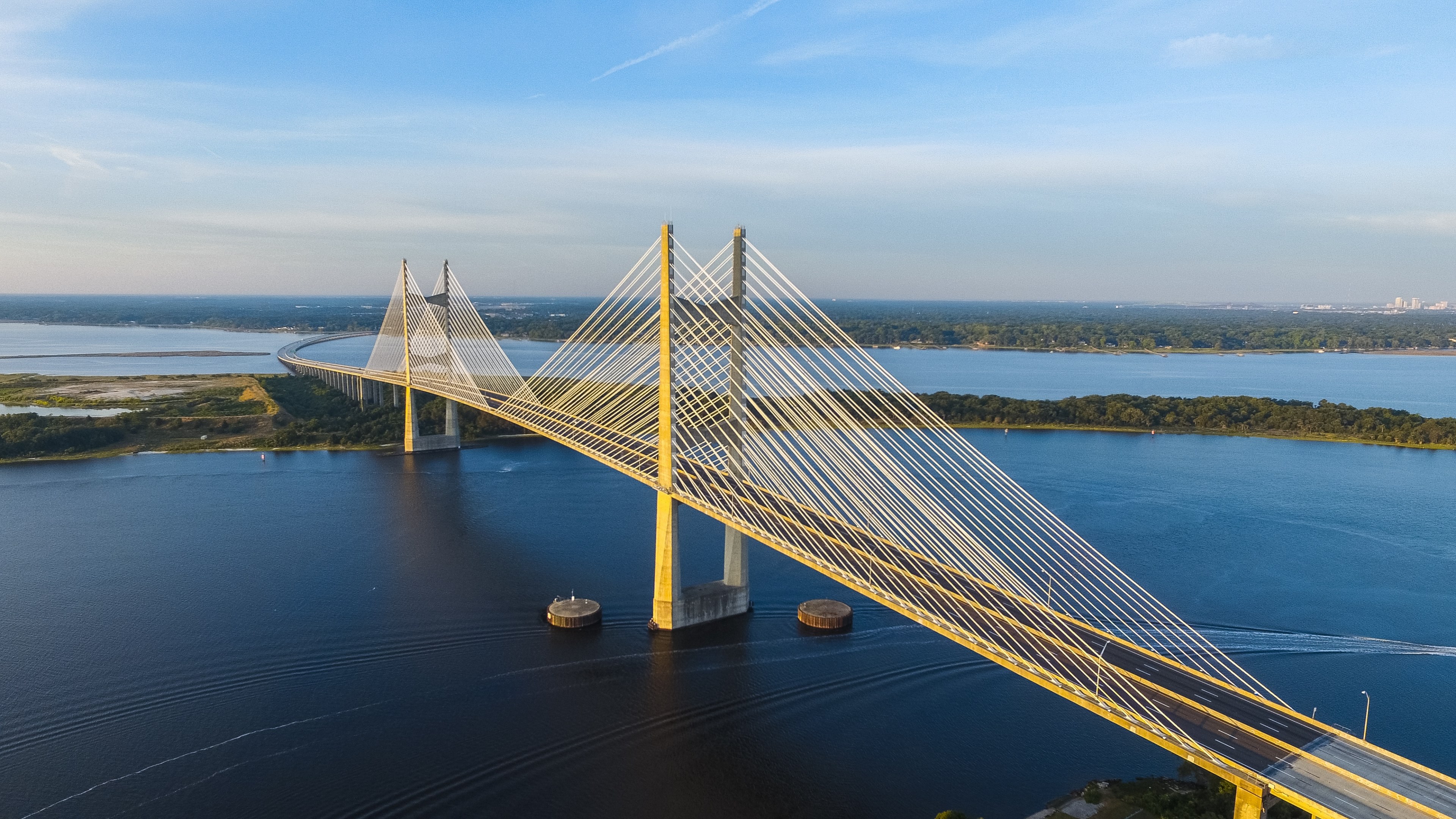 two lane road on a long bridge over a wide river, long bridge 4k, HD Wallpaper