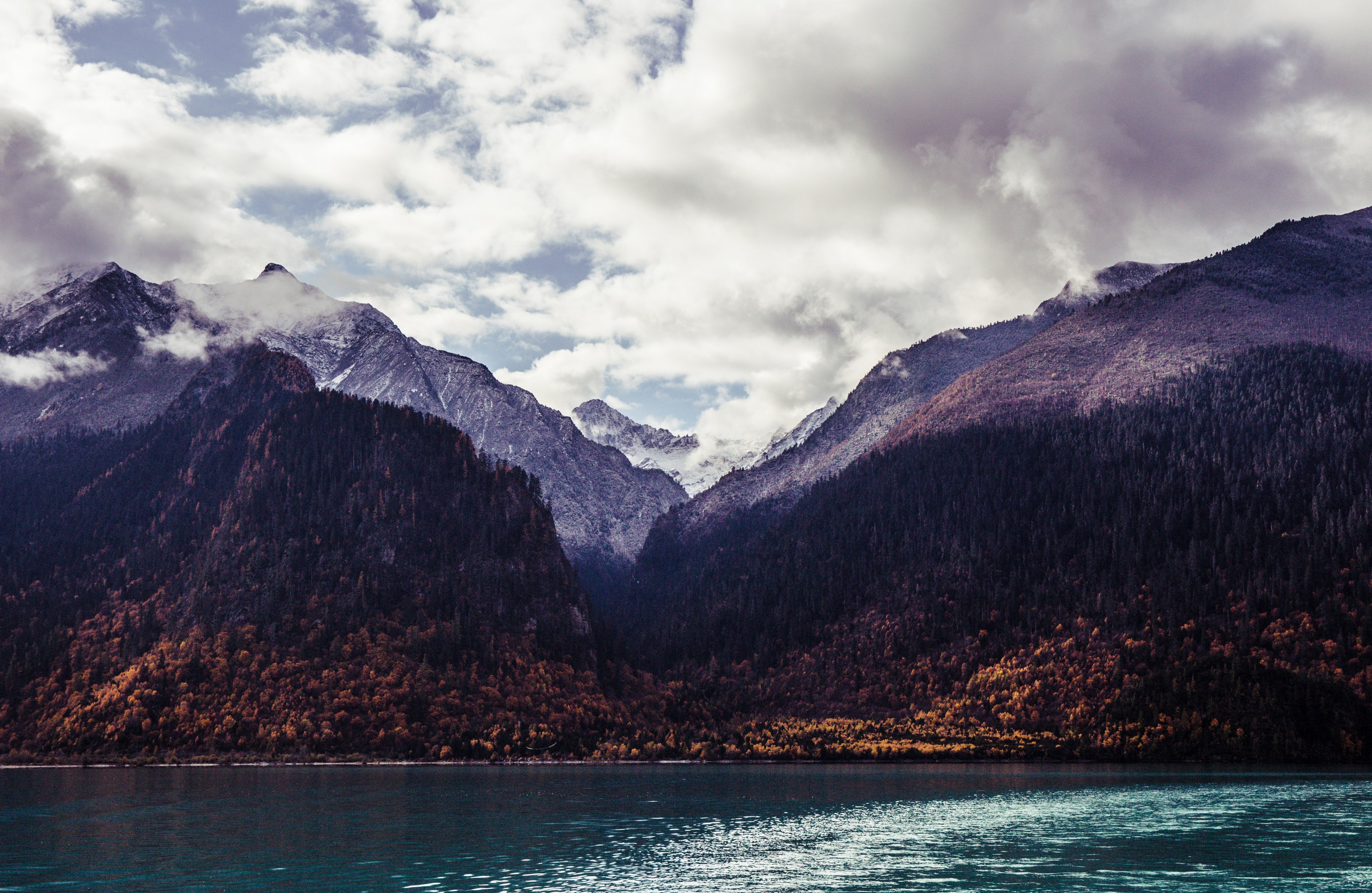 view from an azure lake on tall wooded mountains at the shore, mountain lake in the autumn 4k, HD Wallpaper