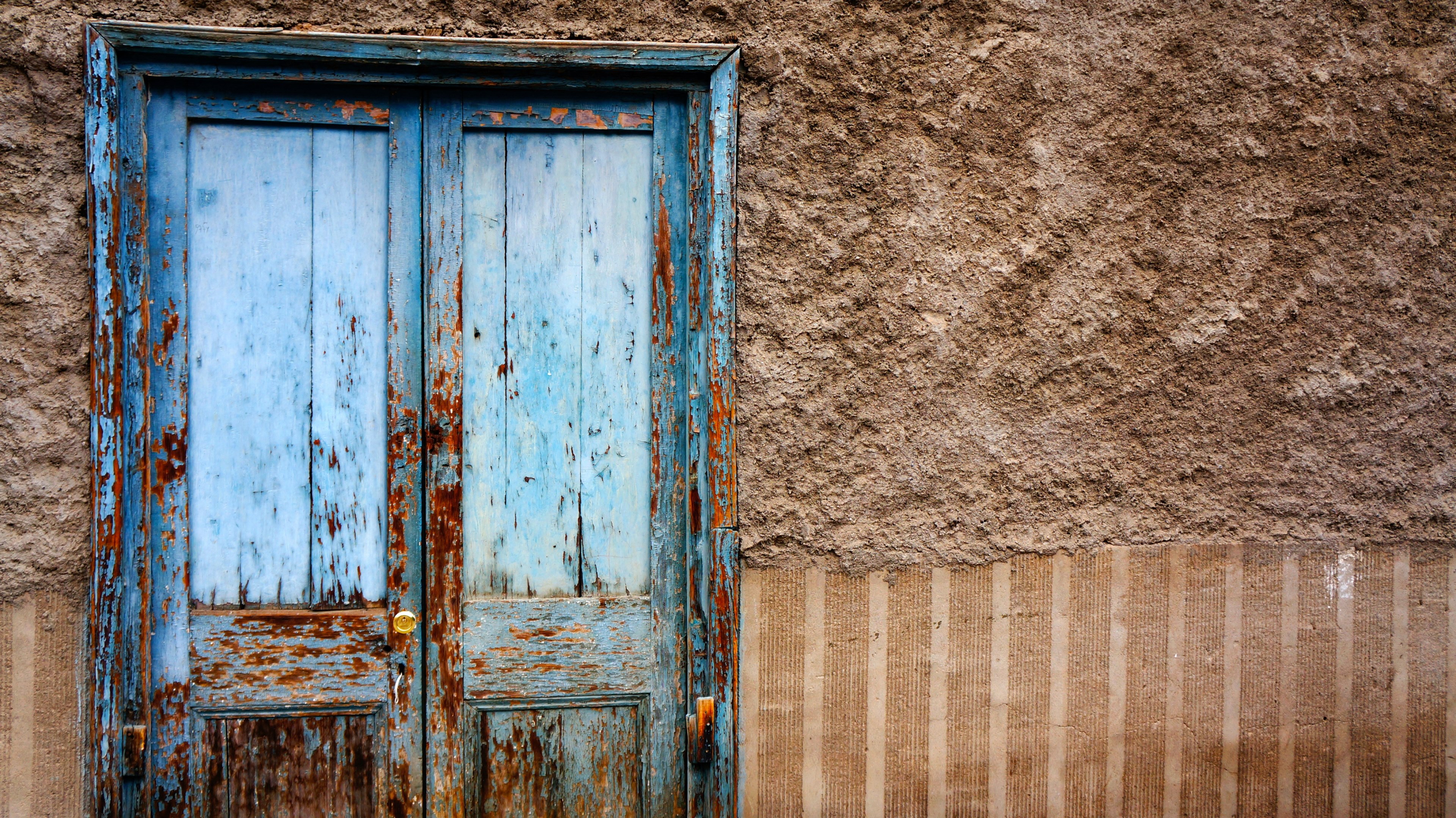 door wooden blue and doorway 4k, HD Wallpaper