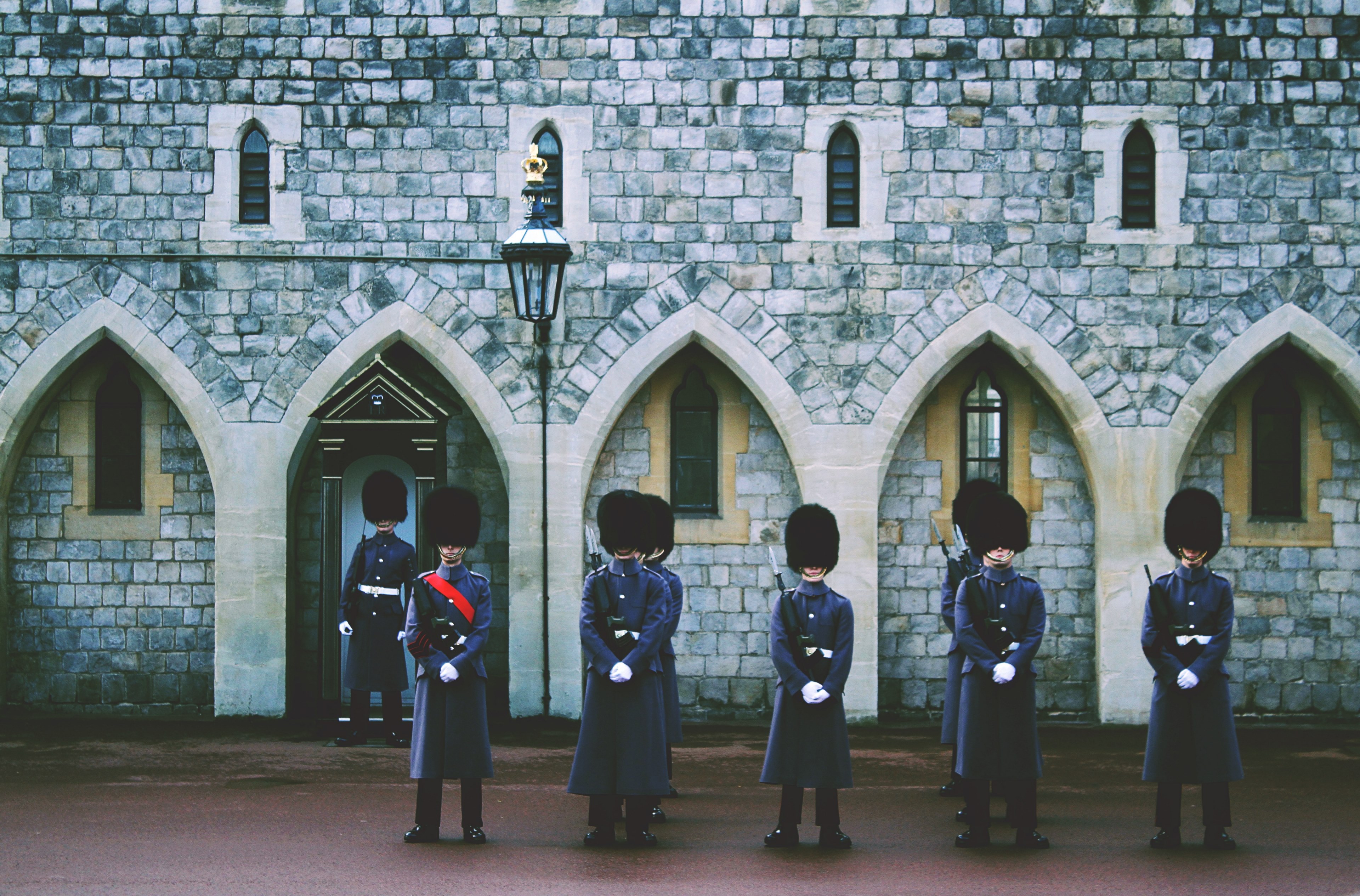 queens guard 4k, HD Wallpaper