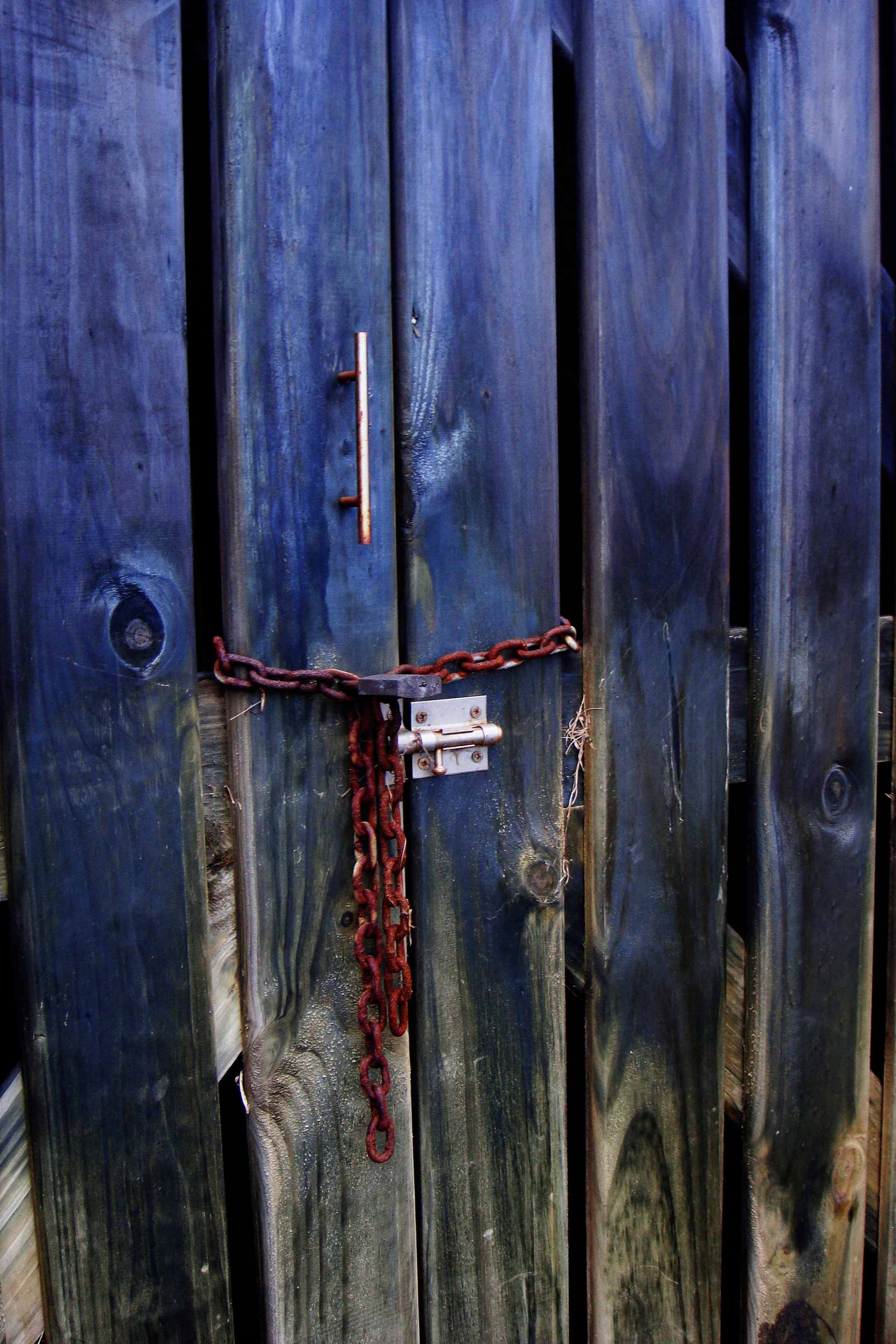 lock chain rust and blue hd, 4k, Phone HD Wallpaper