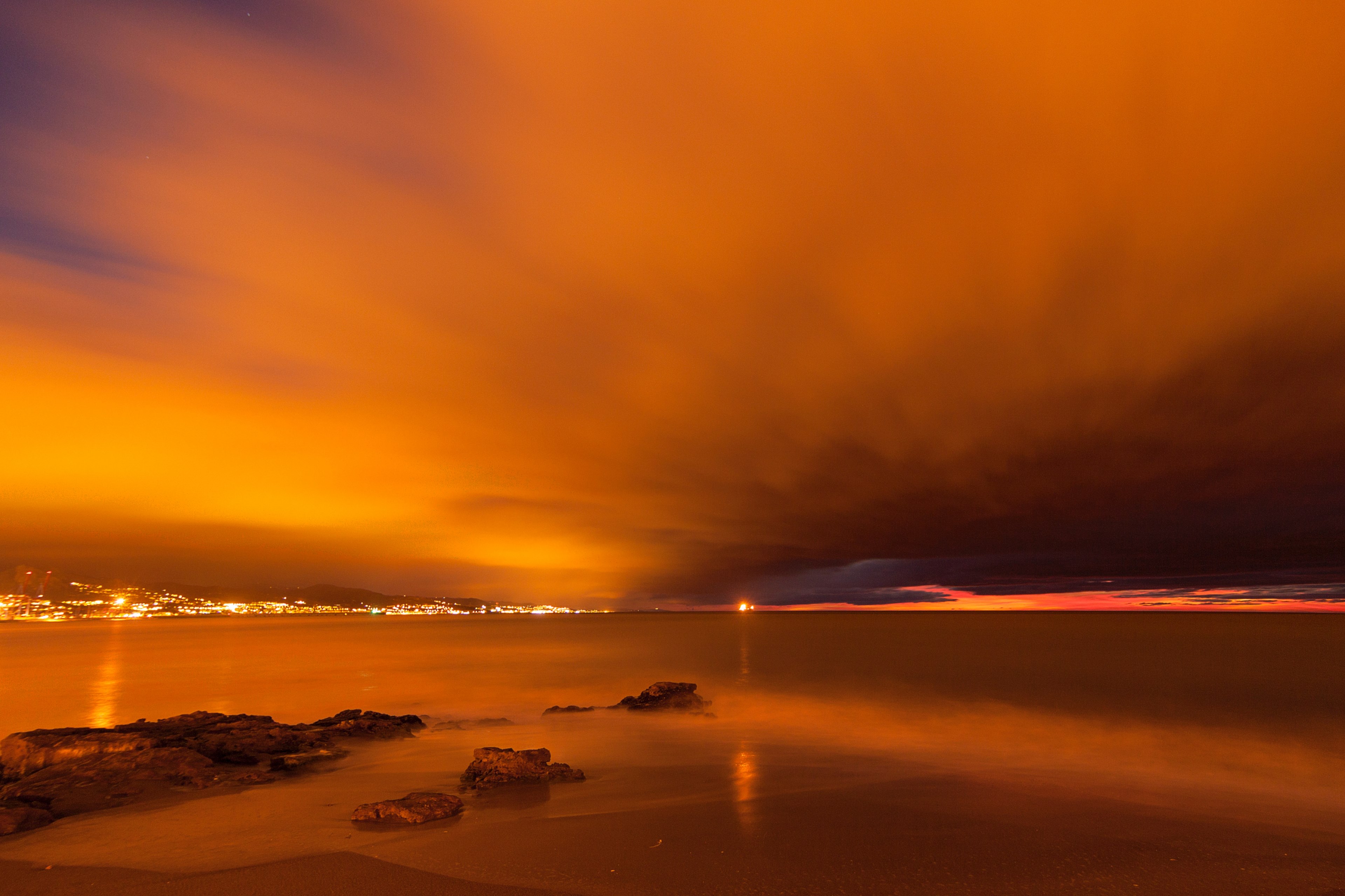 quinoal mlaga playa de la misericordium and beach 4k, HD Wallpaper