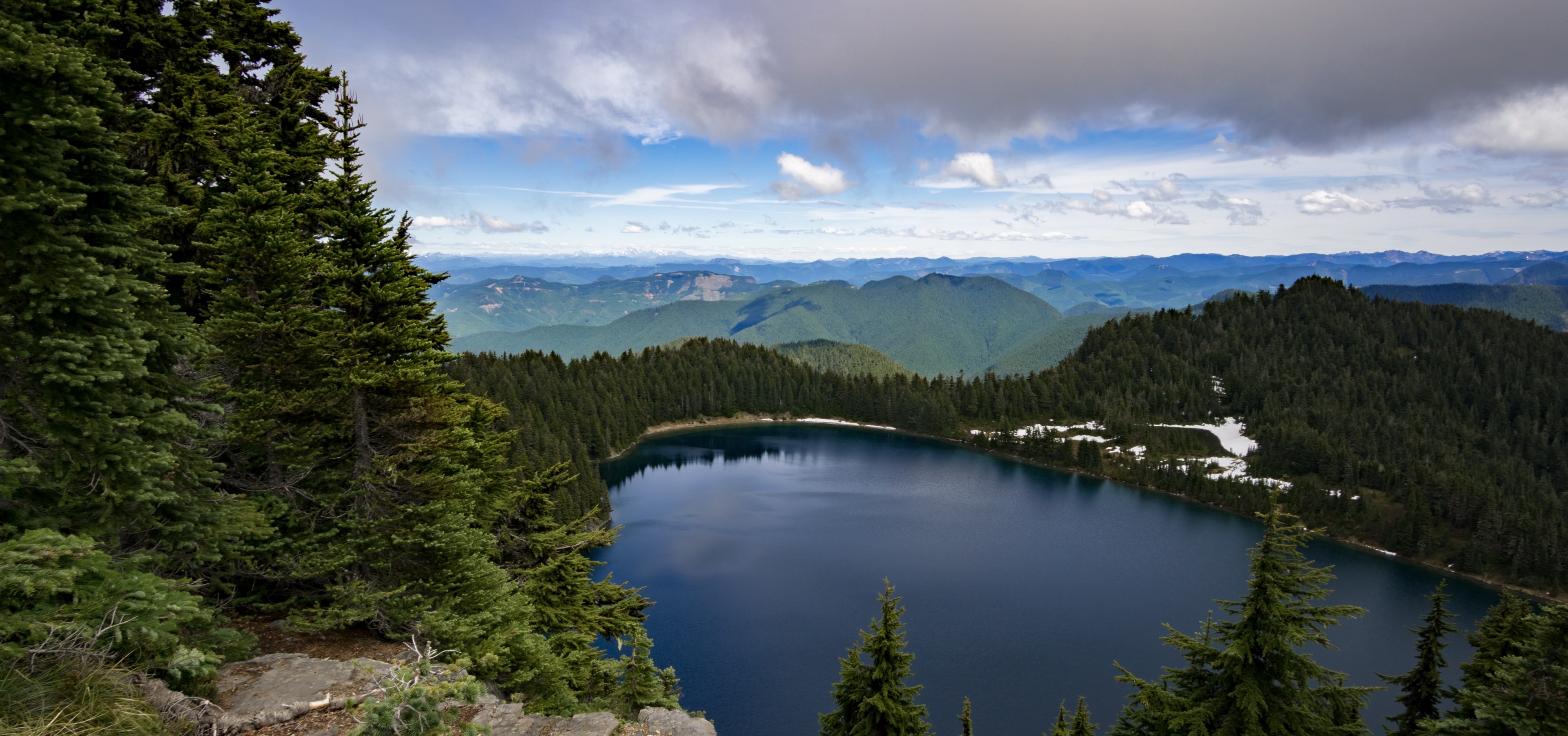 a smooth dark lake among green hills, dark summit lake 4k, HD Wallpaper