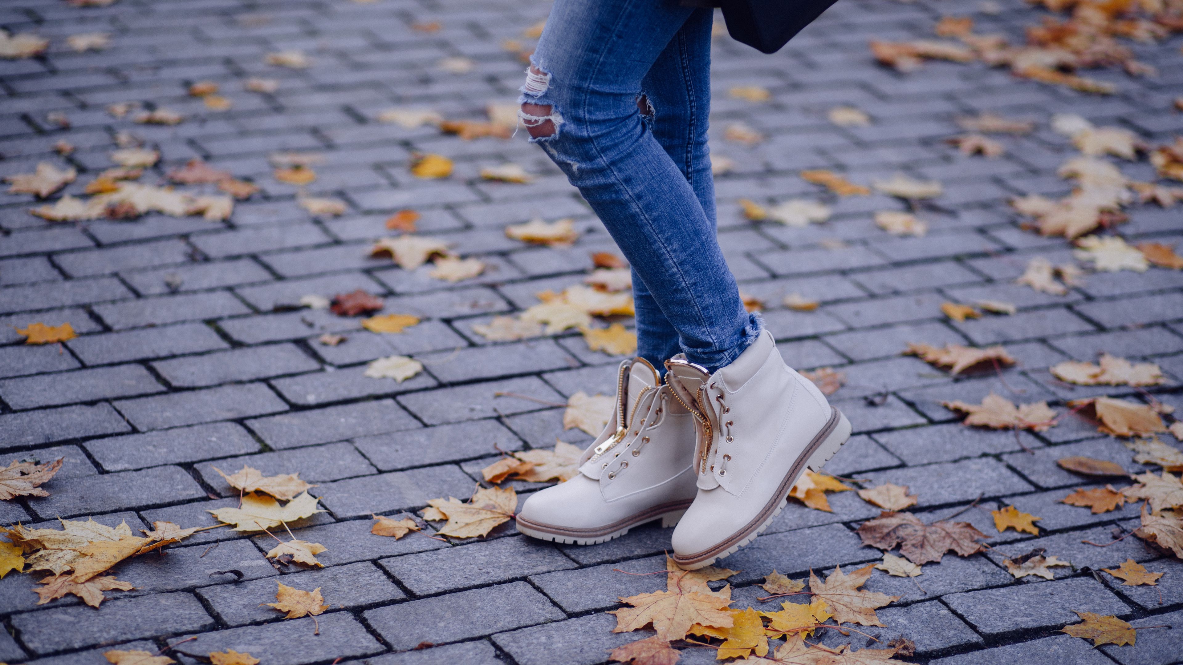 shoes, legs, jeans, autumn, 4k, HD Wallpaper