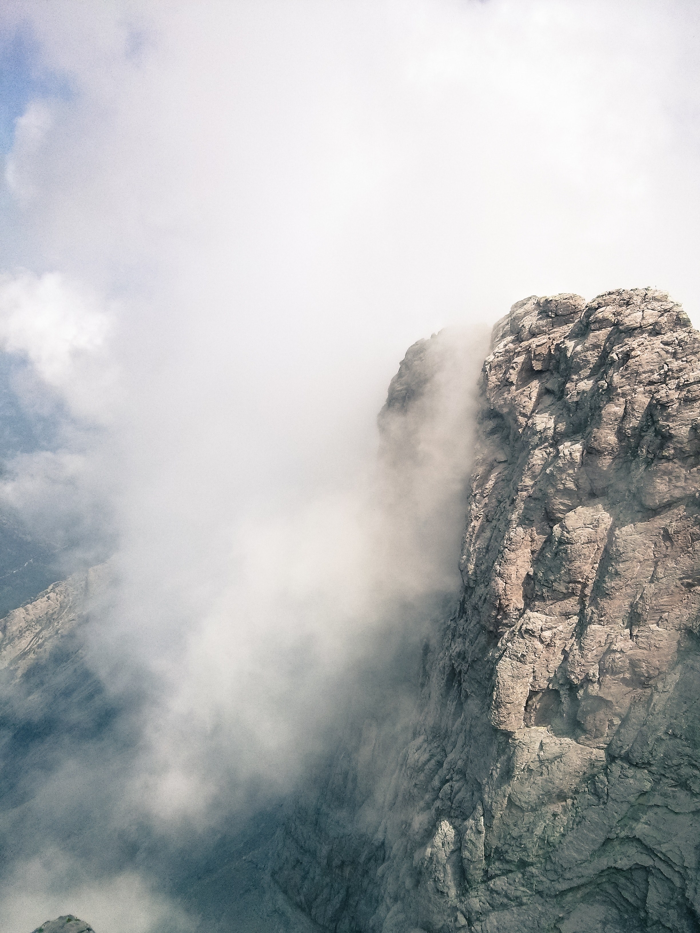 peak altitude and iphone, 4k, Phone HD Wallpaper