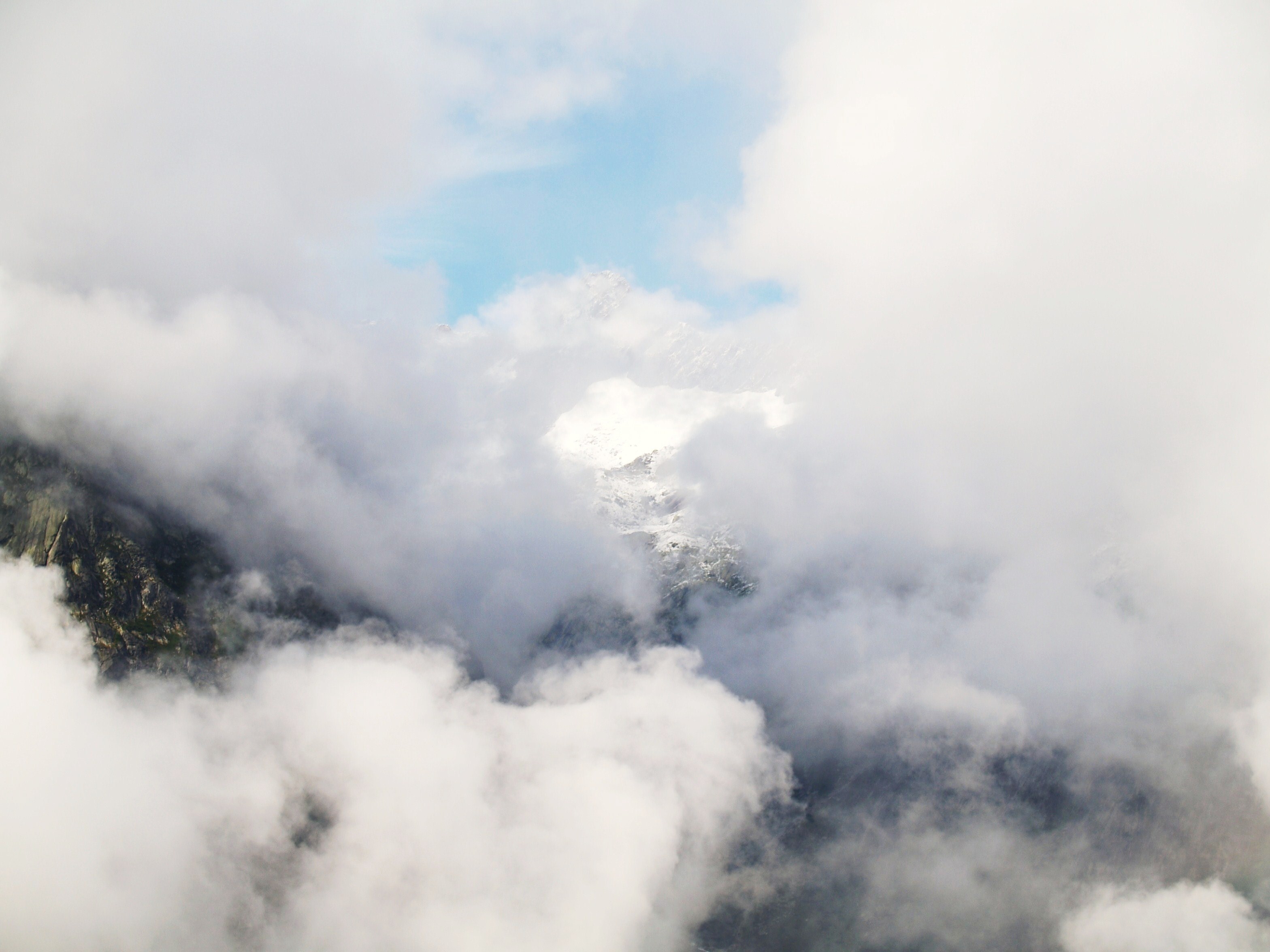 majestic mountains vista surrounded by clouds and fog, mountains in the mist 4k, HD Wallpaper