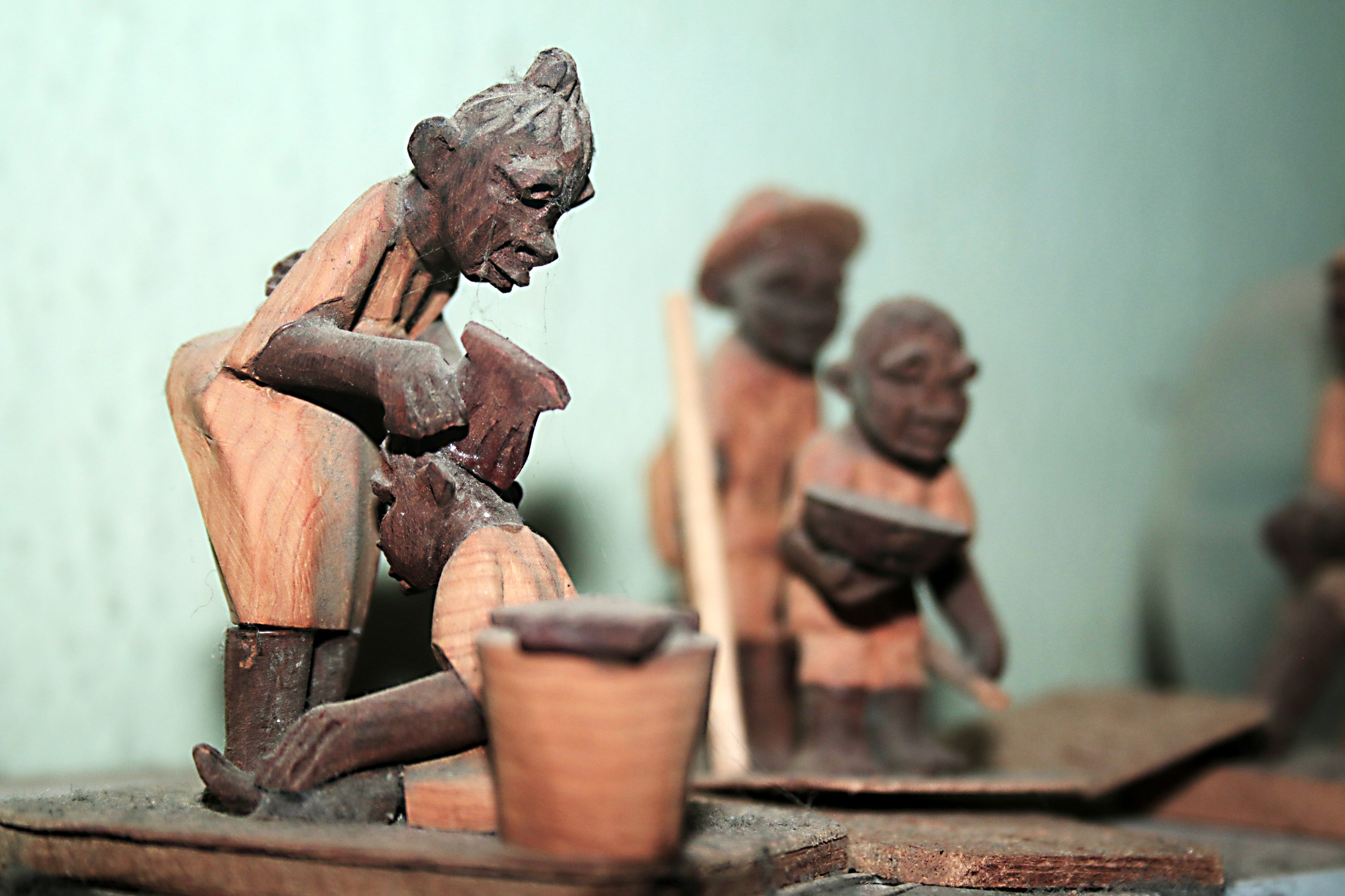 wood african antique and carving 4k, HD Wallpaper