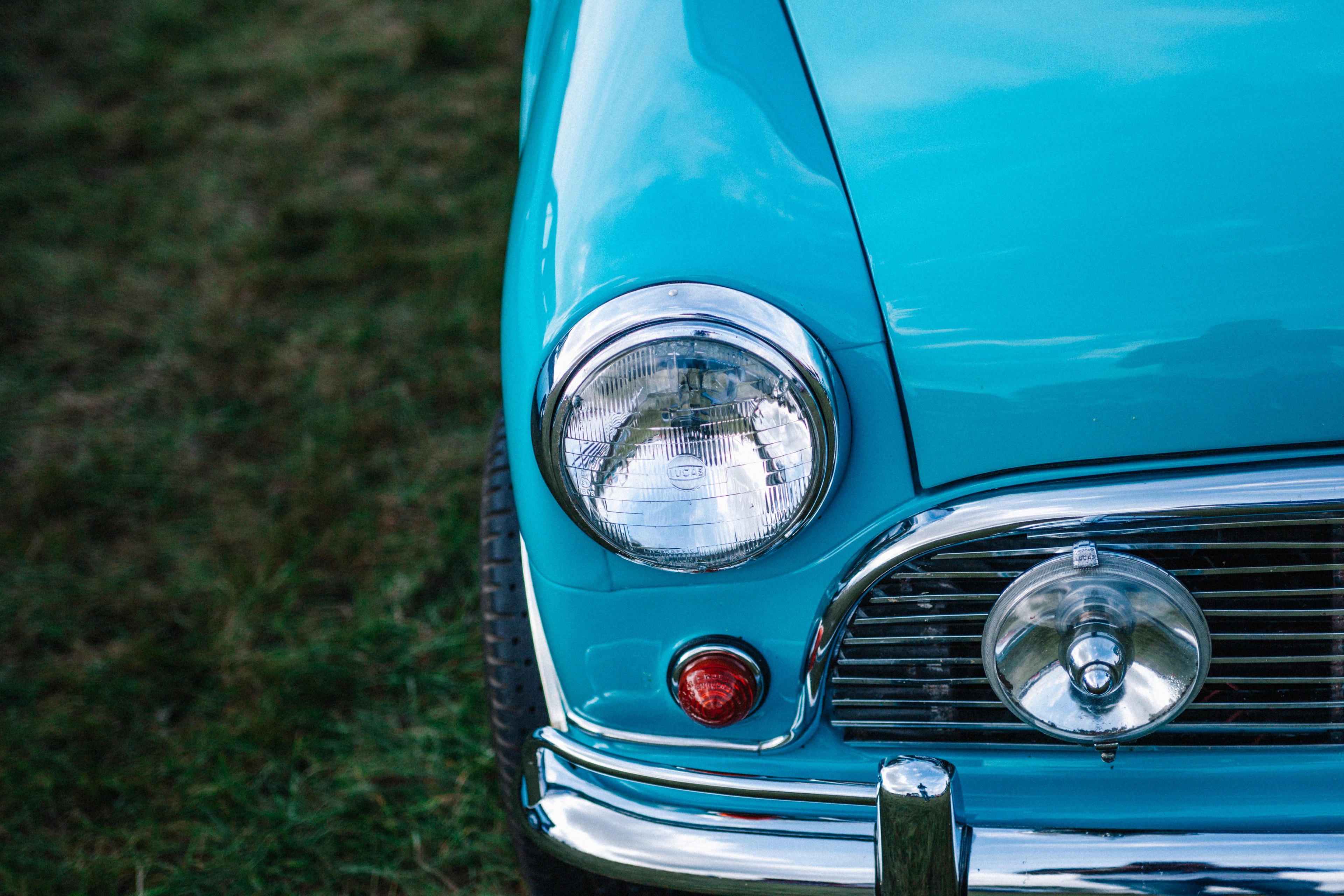 headlight and hood details on a baby blue vintage car, turquoise classic car 4k, HD Wallpaper