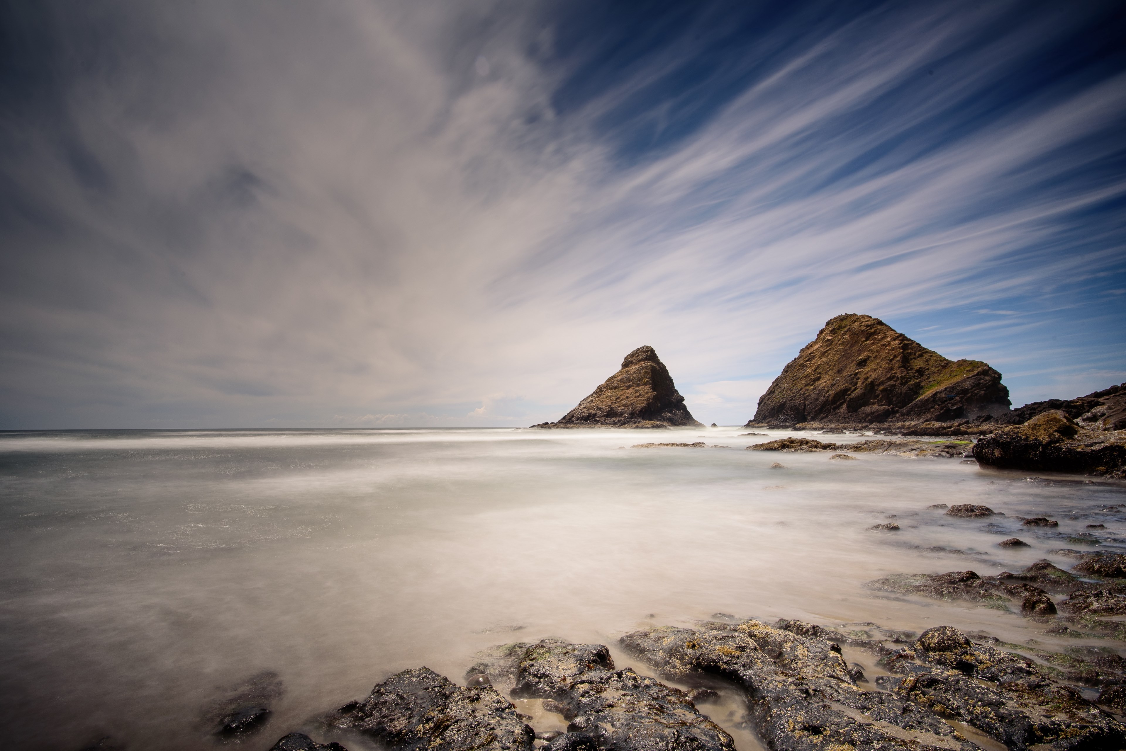 long exposure photo of the rocky ocean shoreline at heceta beach, rocky ocean shoreline 4k, HD Wallpaper
