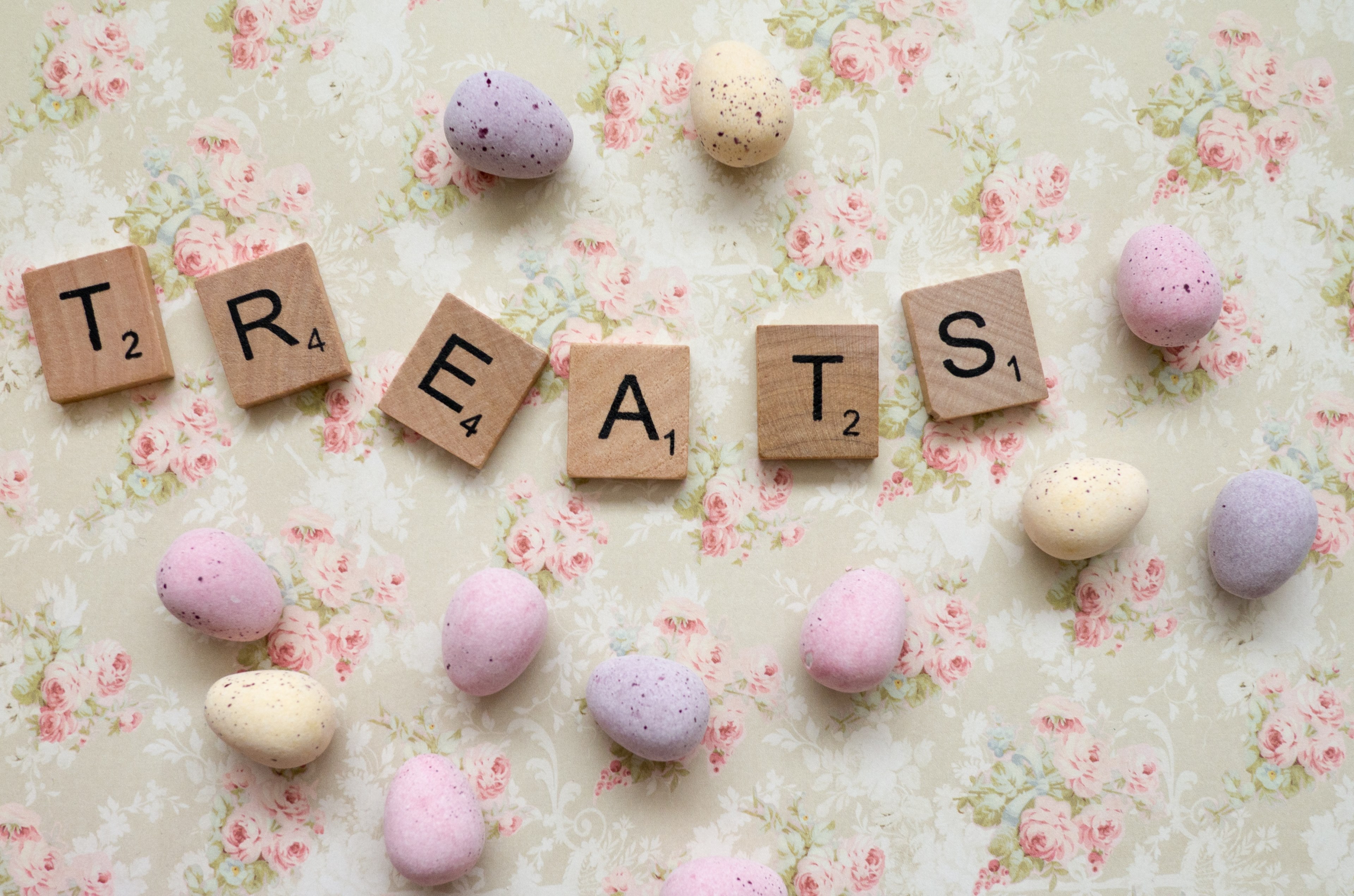 treats scrabble word 4k, HD Wallpaper