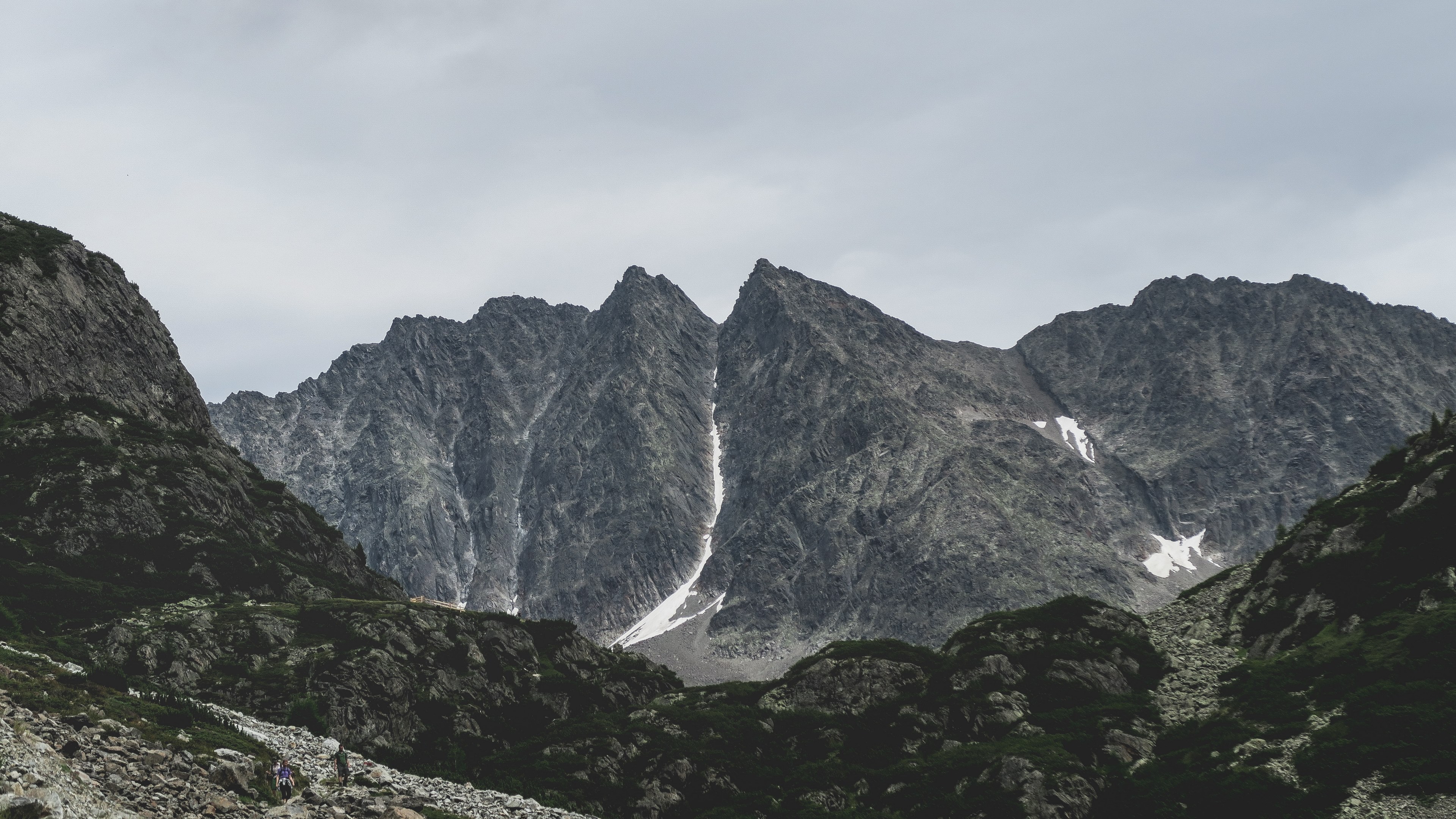 a rugged mountain with a saddle shaped profile in winnebach, mountains in winnebach 4k, HD Wallpaper