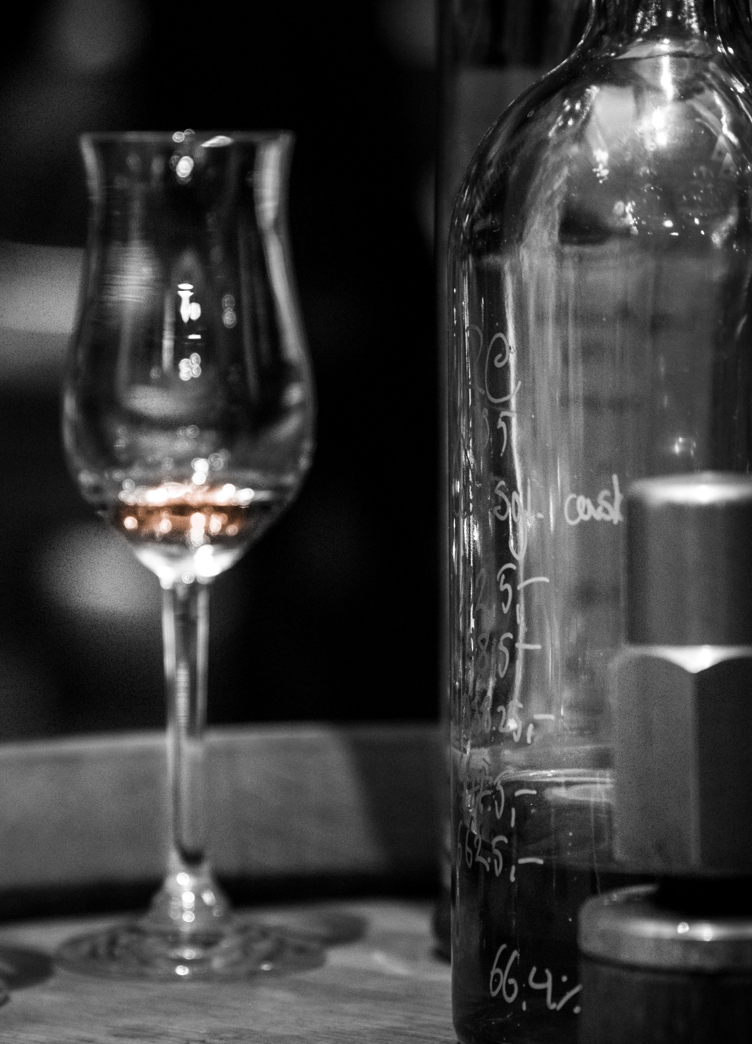 glass reflection anniversary and holiday hd, 4k, Phone HD Wallpaper