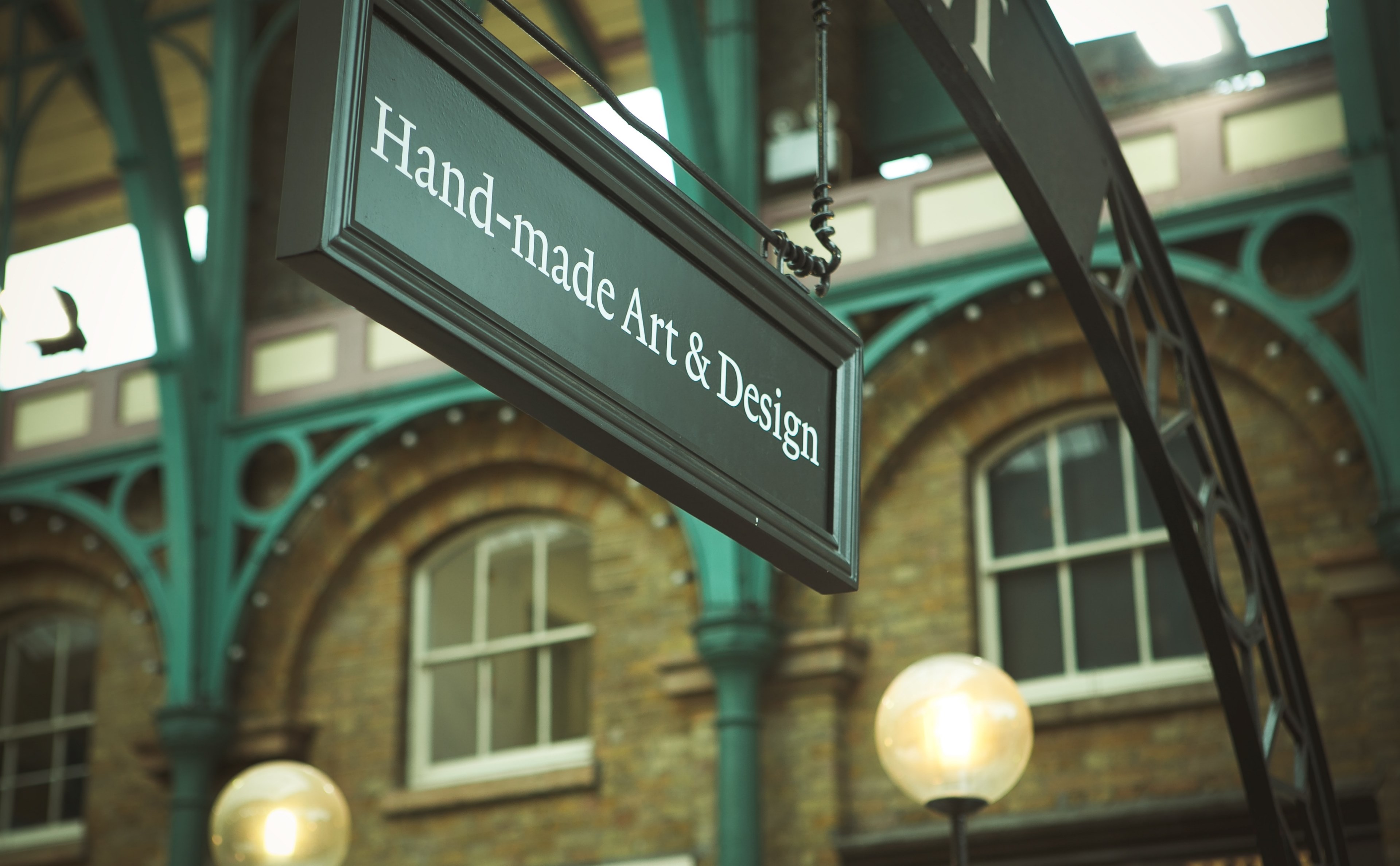 black hand made art amp design sign with brick walls in covent garden london, hand made art and design sign 4k, HD Wallpaper