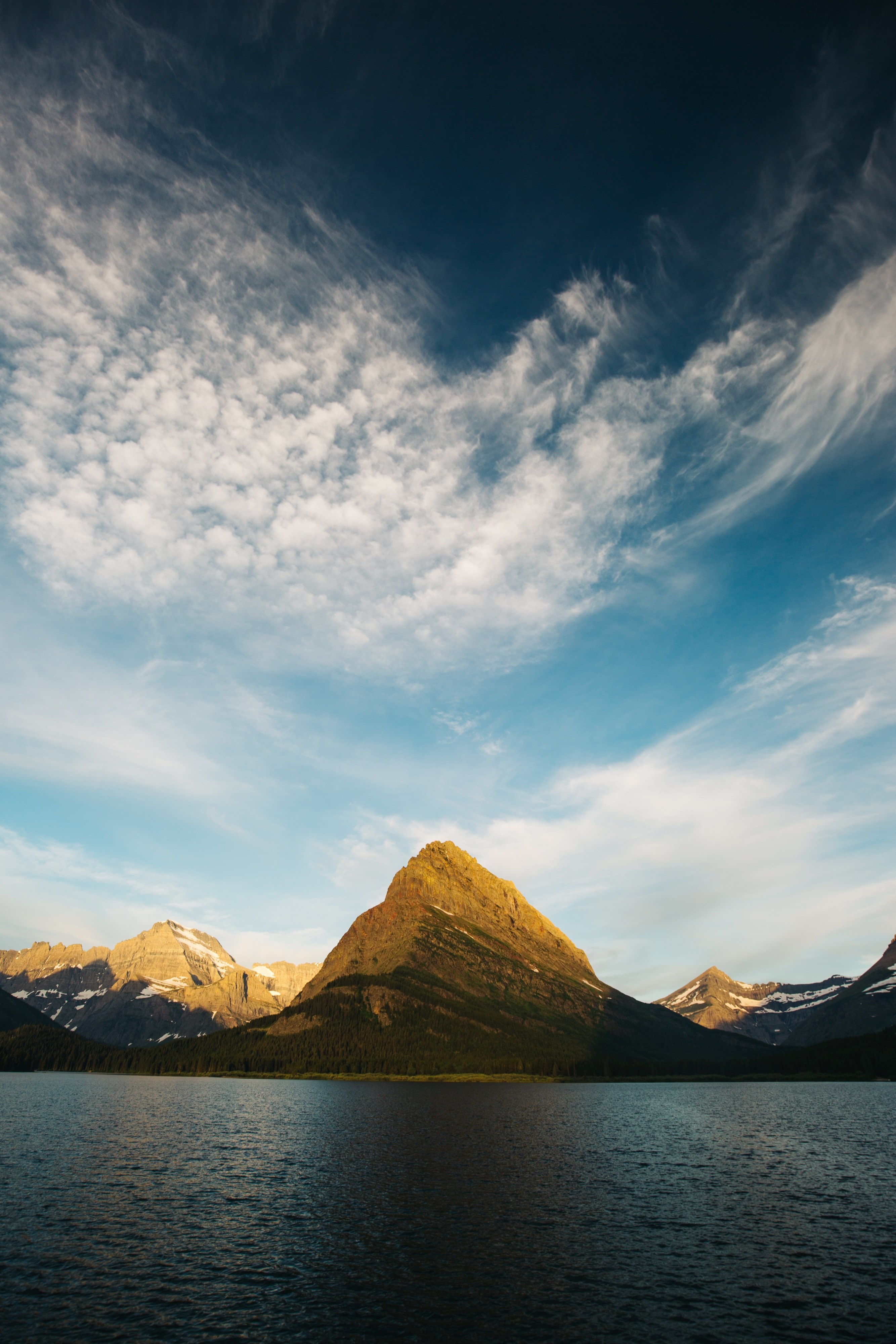 tall mountains seen from the nearby lake, mountains by the lake 4k, Phone HD Wallpaper