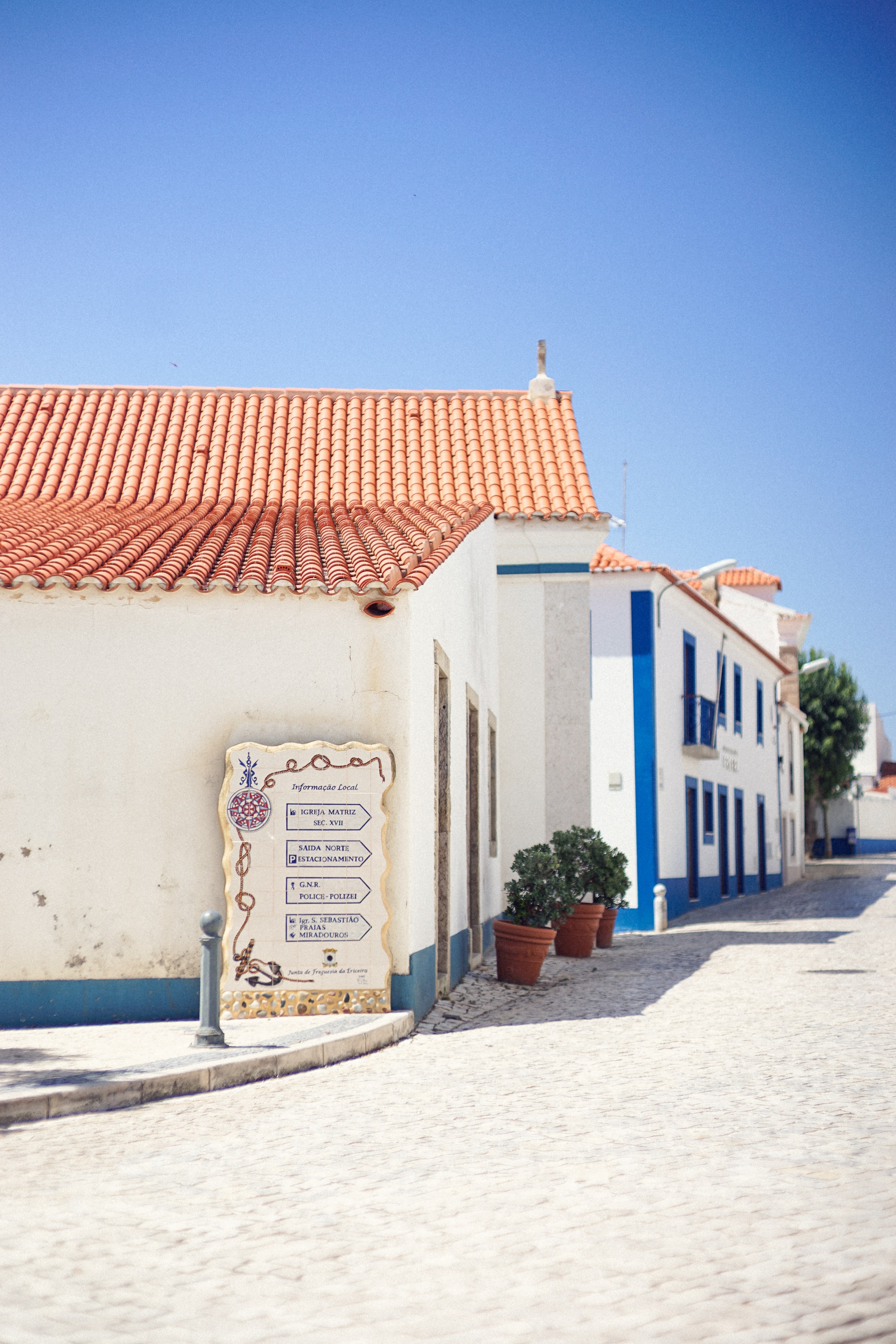 house street portugal and village hd, 4k, Phone HD Wallpaper