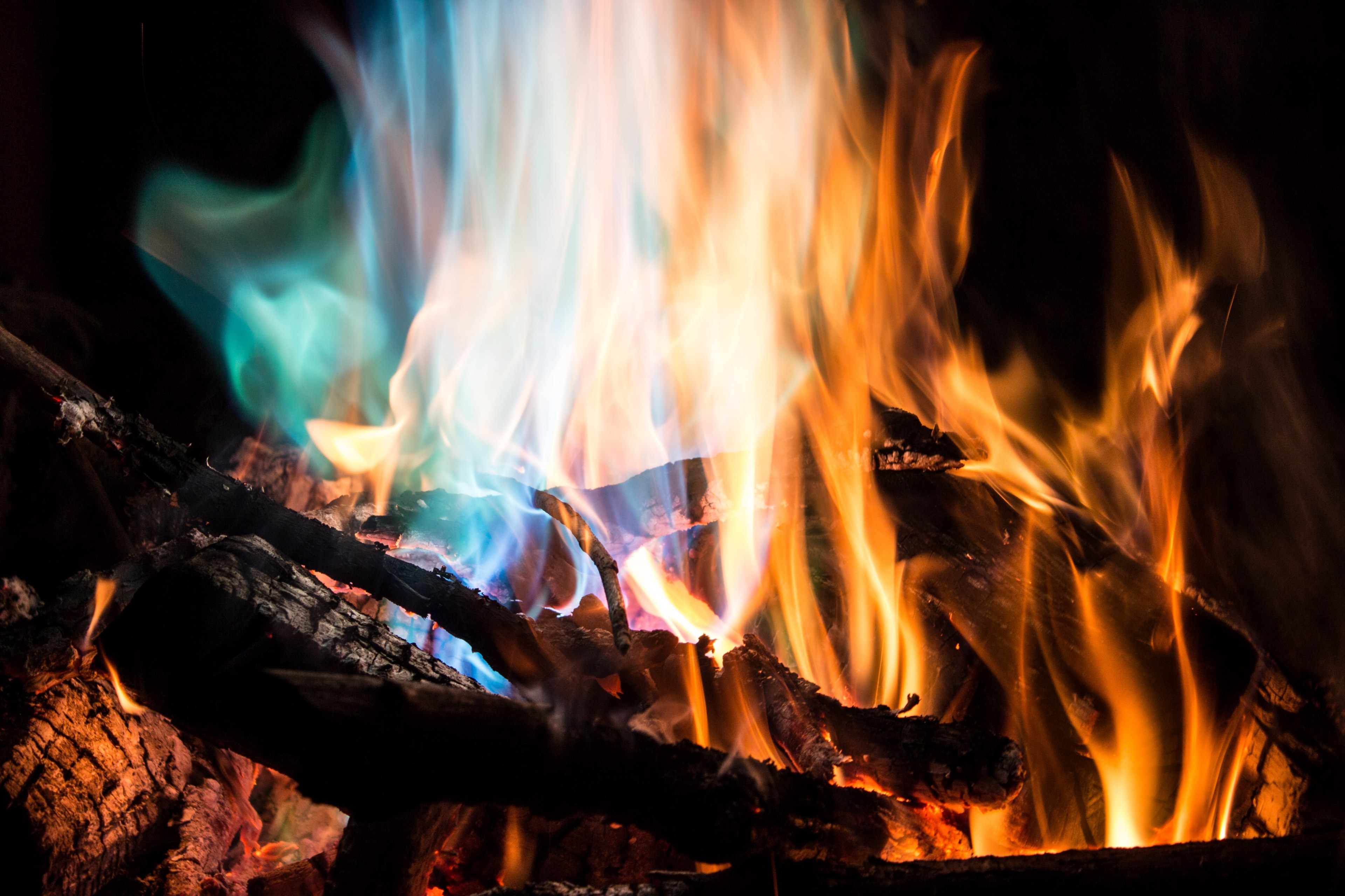 light carbon fire and fuel 4k, HD Wallpaper