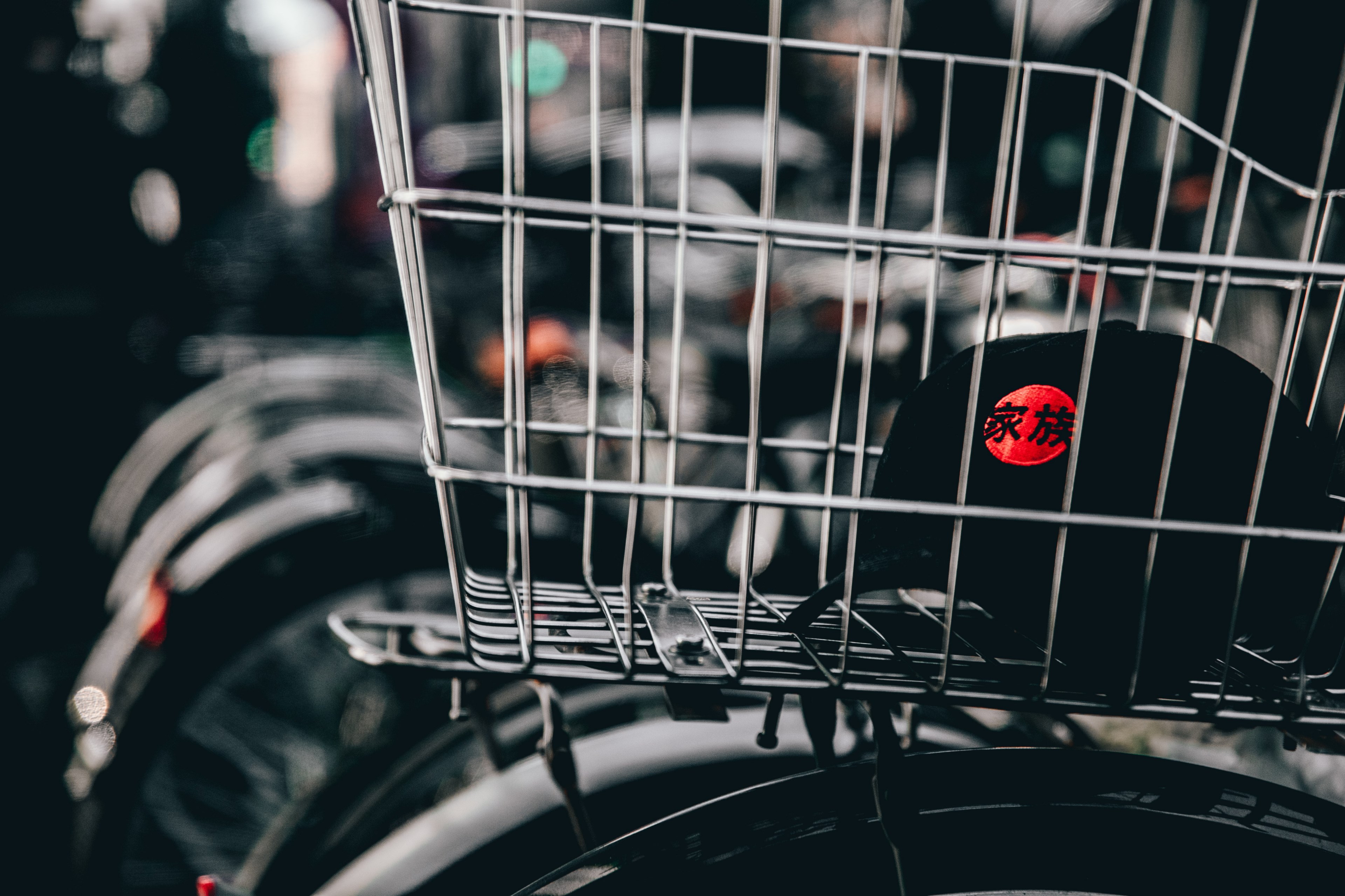 basket bike bicycle and hat 4k, HD Wallpaper