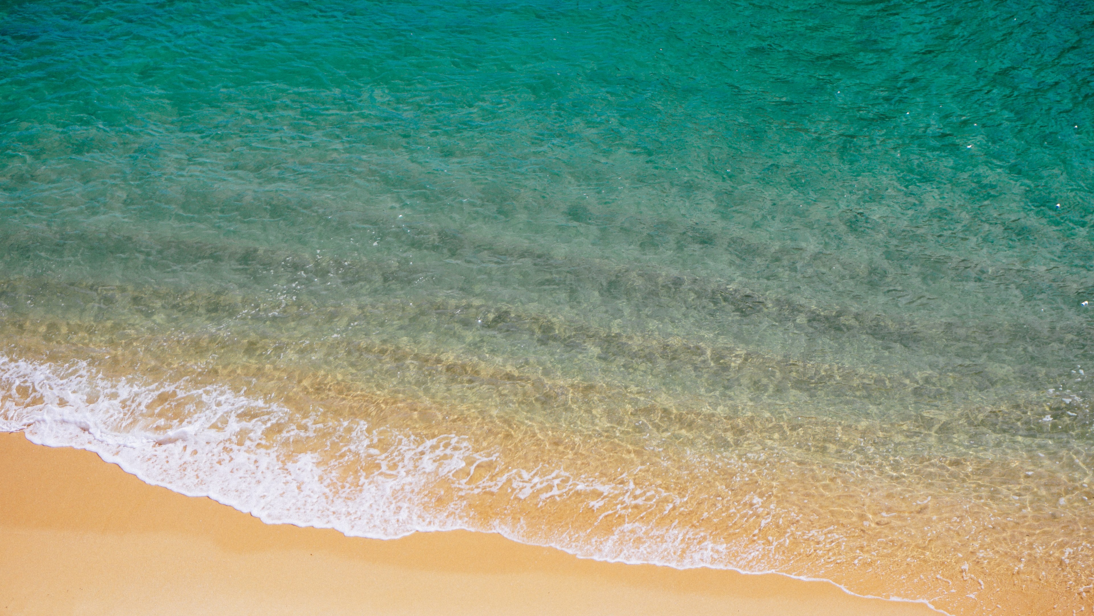 drone view of clear ocean washing on a fine sand tropical beach, ocean by sand beach drone view 4k, HD Wallpaper