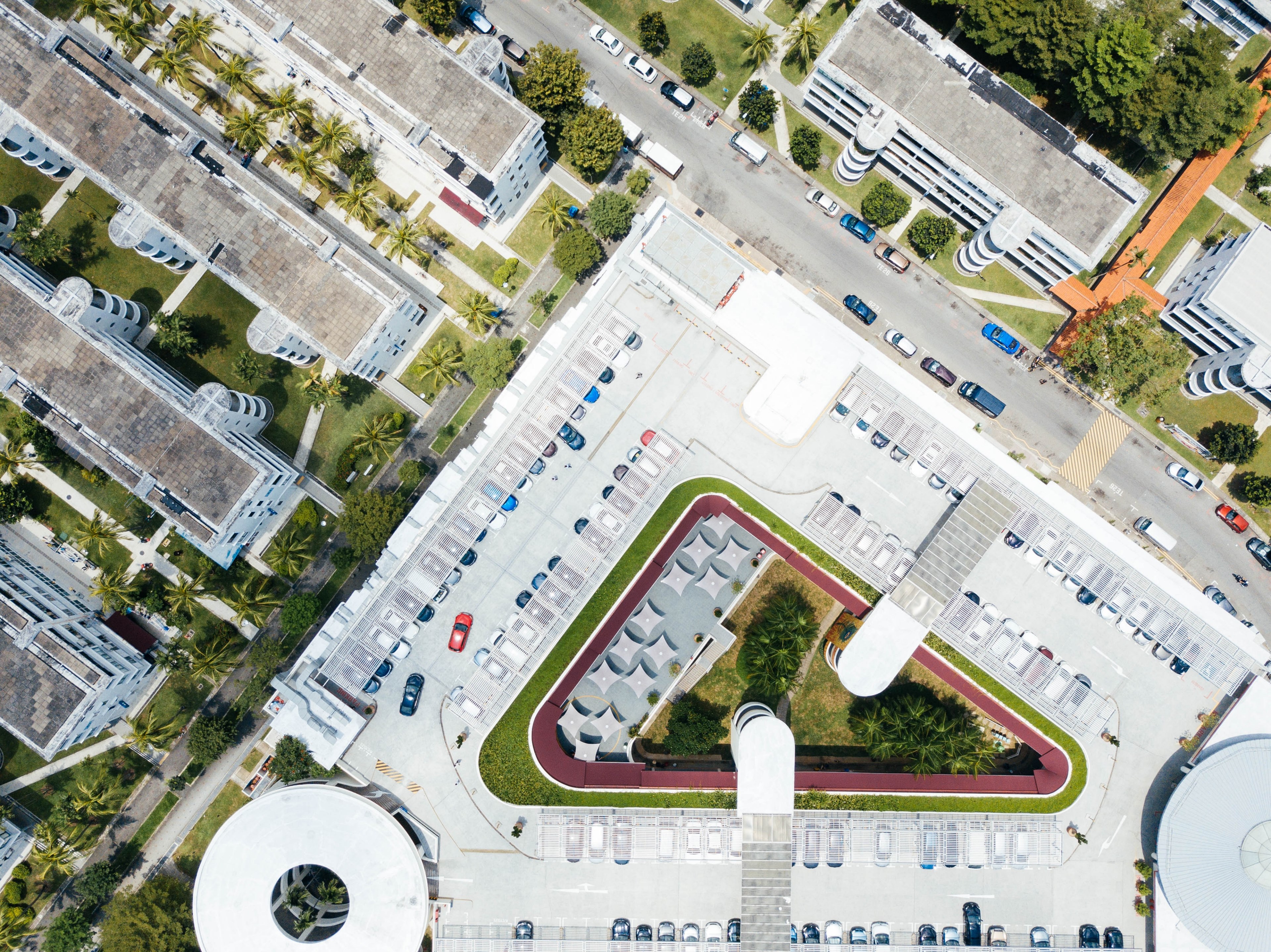 aerial view street city and triangle 4k, HD Wallpaper