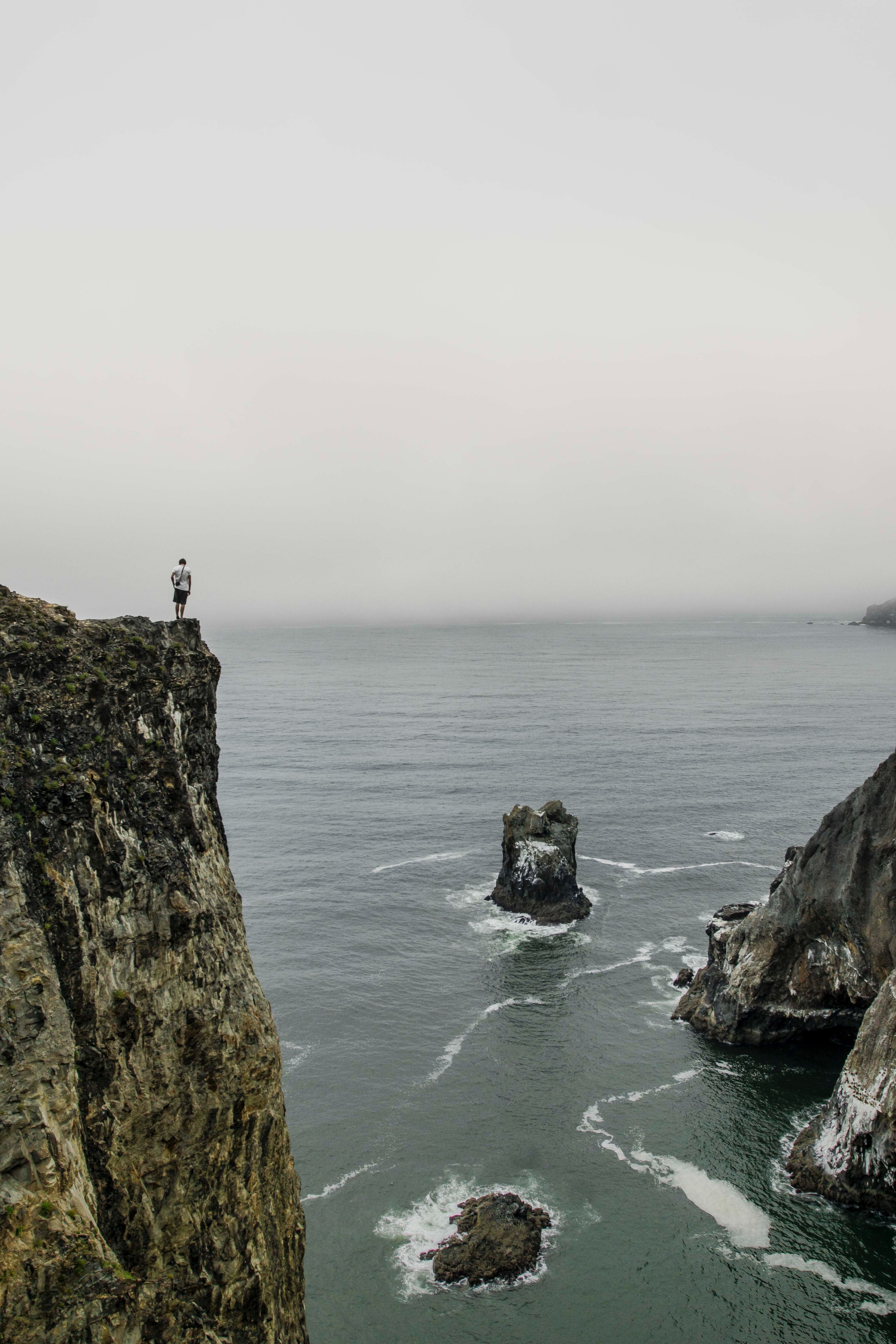 cliff rock sea and ocean hd, 4k, Phone HD Wallpaper