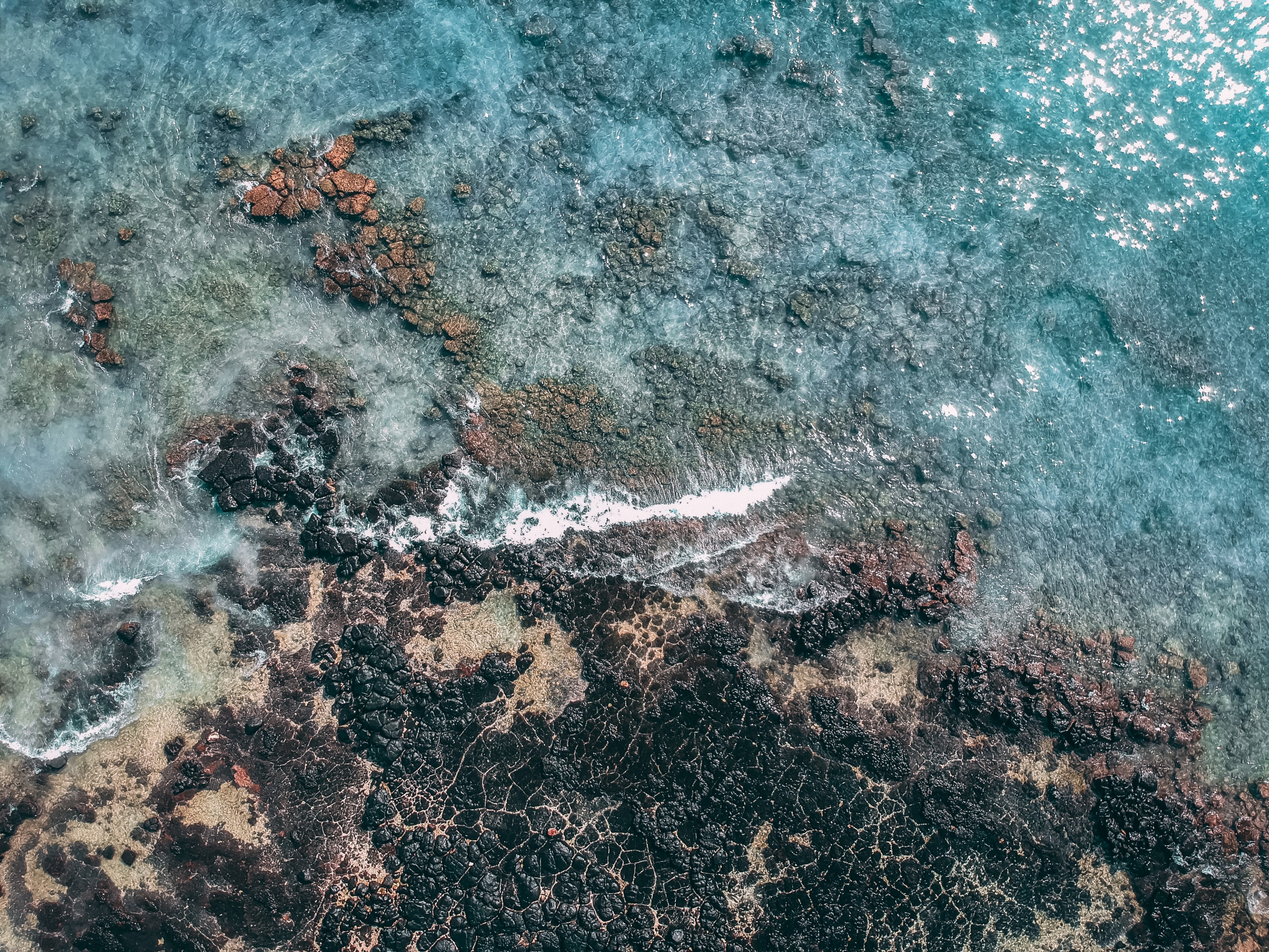 aerial view rock coast and coastline 4k, HD Wallpaper