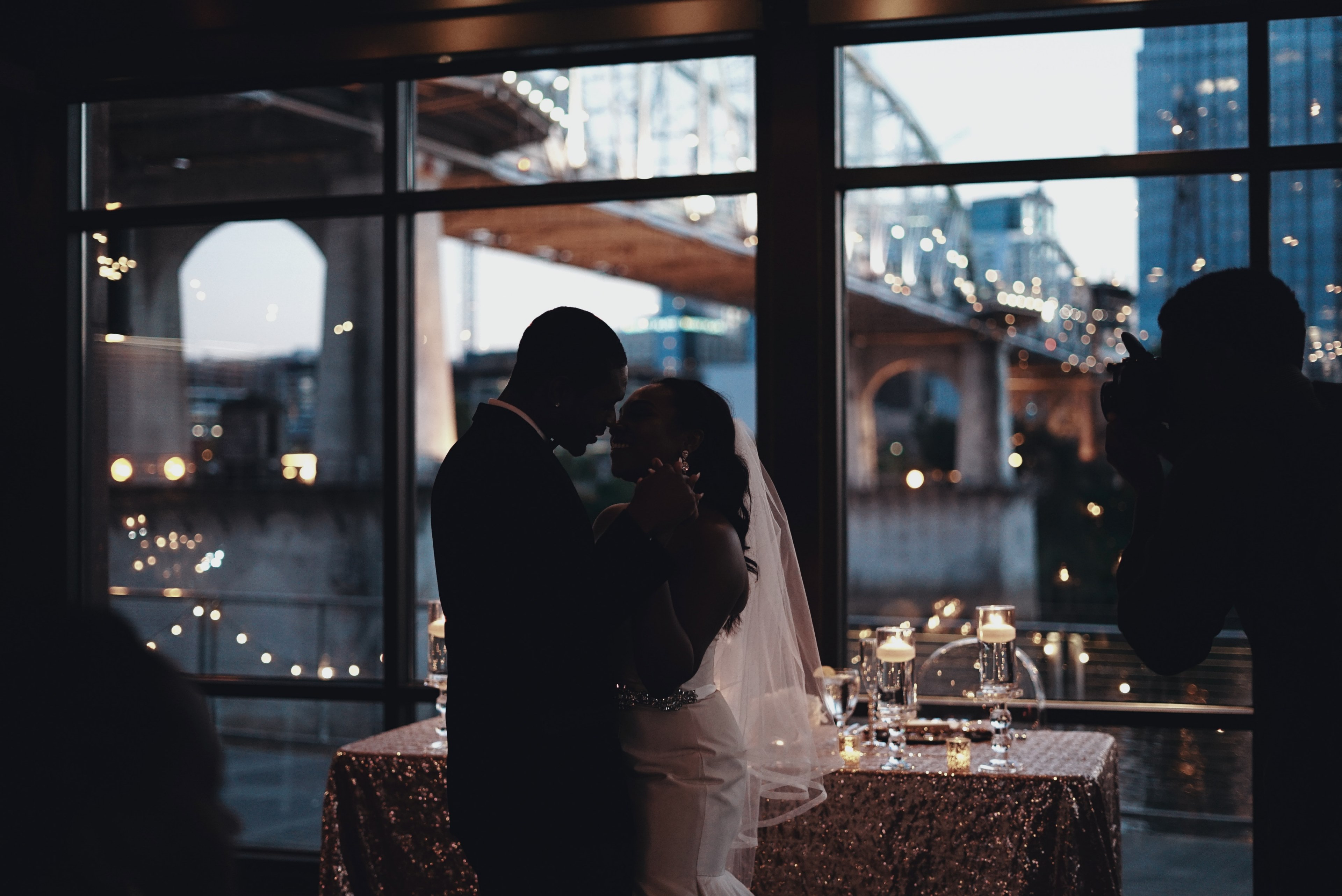 man and wife share a dance at their wedding reception with a bridge outside, lets live here forever 4k, HD Wallpaper